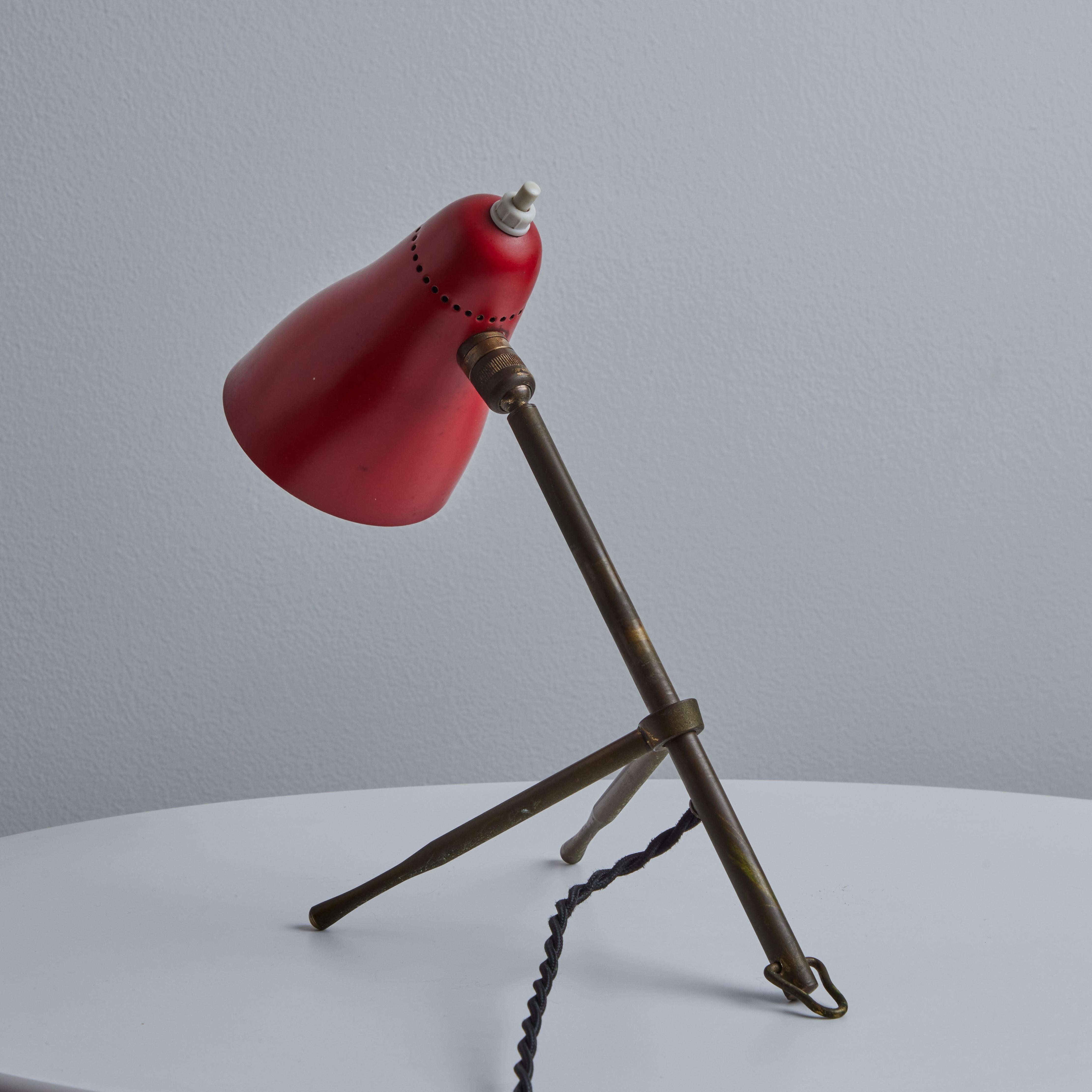 1950s Giuseppe Ostuni 'Ochetta' Red & Brass Wall or Table Lamp for O-Luce For Sale 5