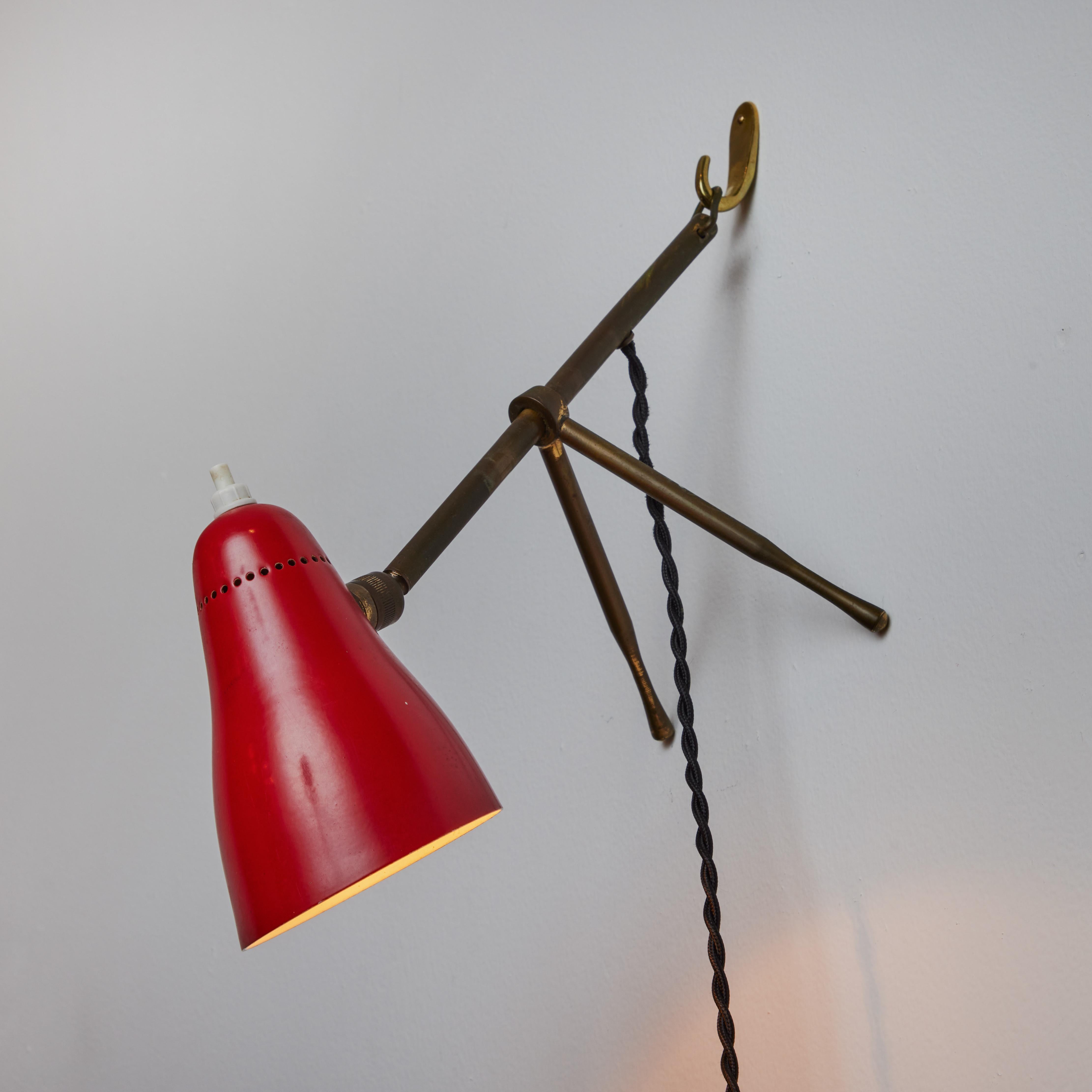 1950s Giuseppe Ostuni 'Ochetta' Red & Brass Wall or Table Lamp for O-Luce For Sale 10