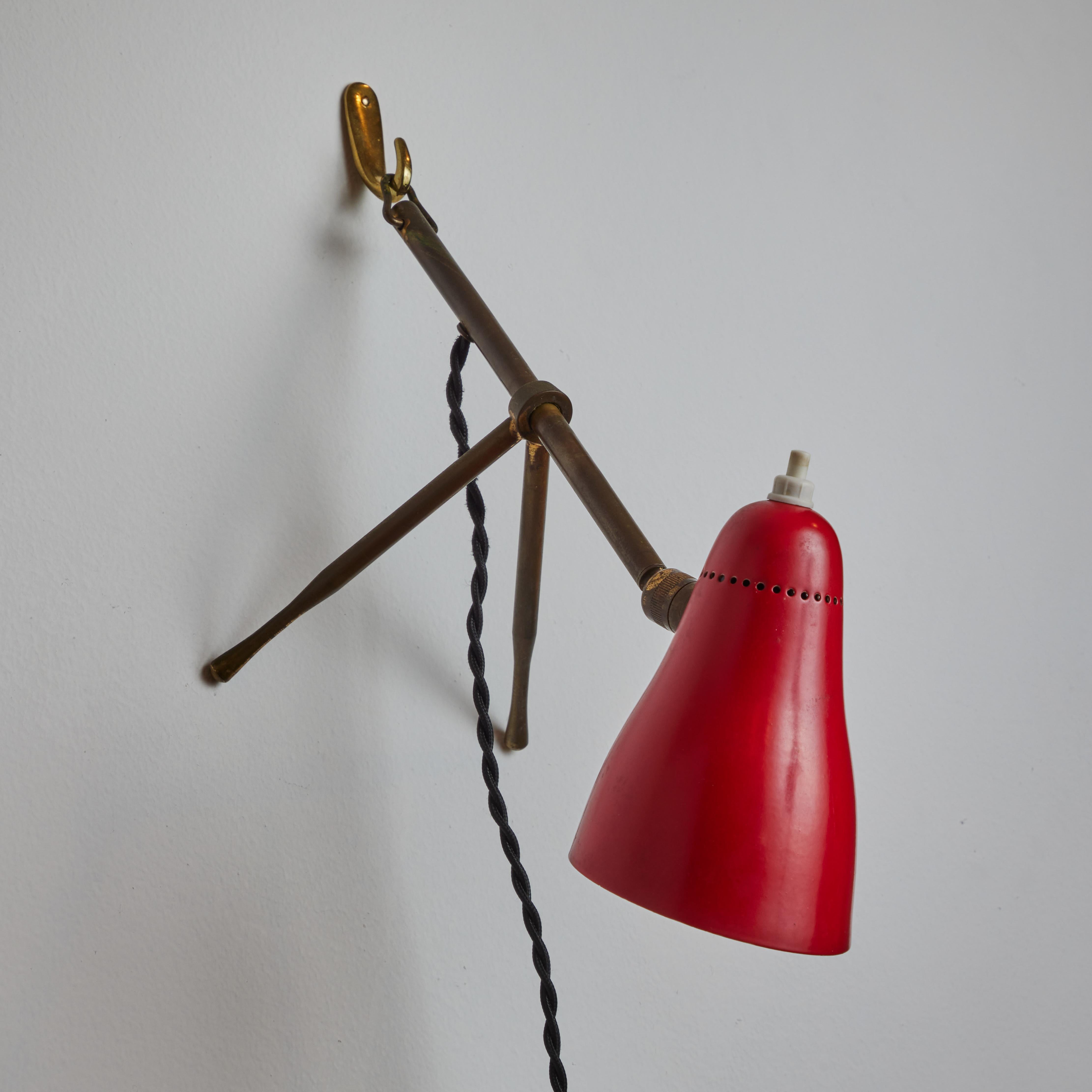 1950s Giuseppe Ostuni 'Ochetta' Red & Brass Wall or Table Lamp for O-Luce For Sale 11
