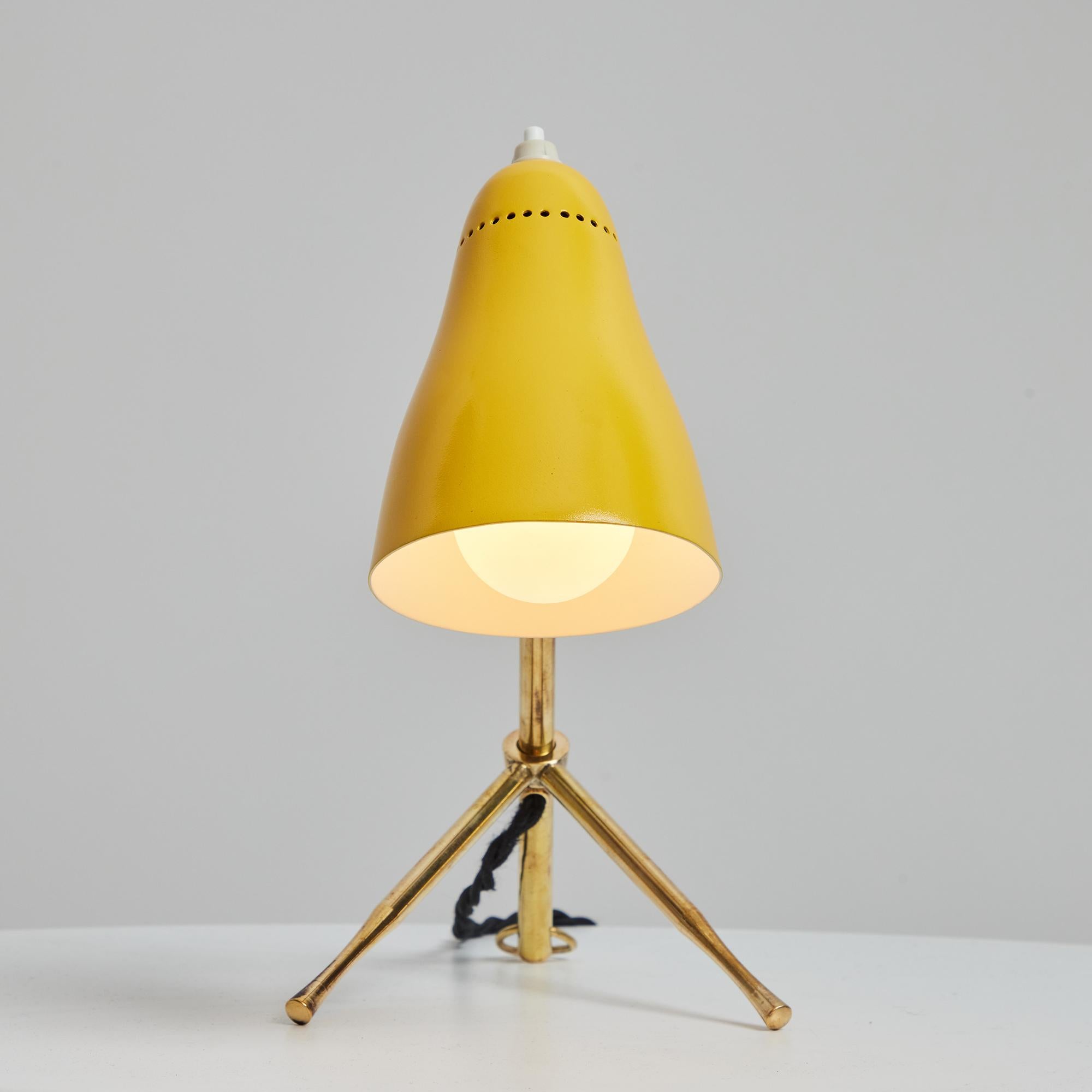 Peinture Applique ou lampe de table jaune Giuseppe Ostuni 