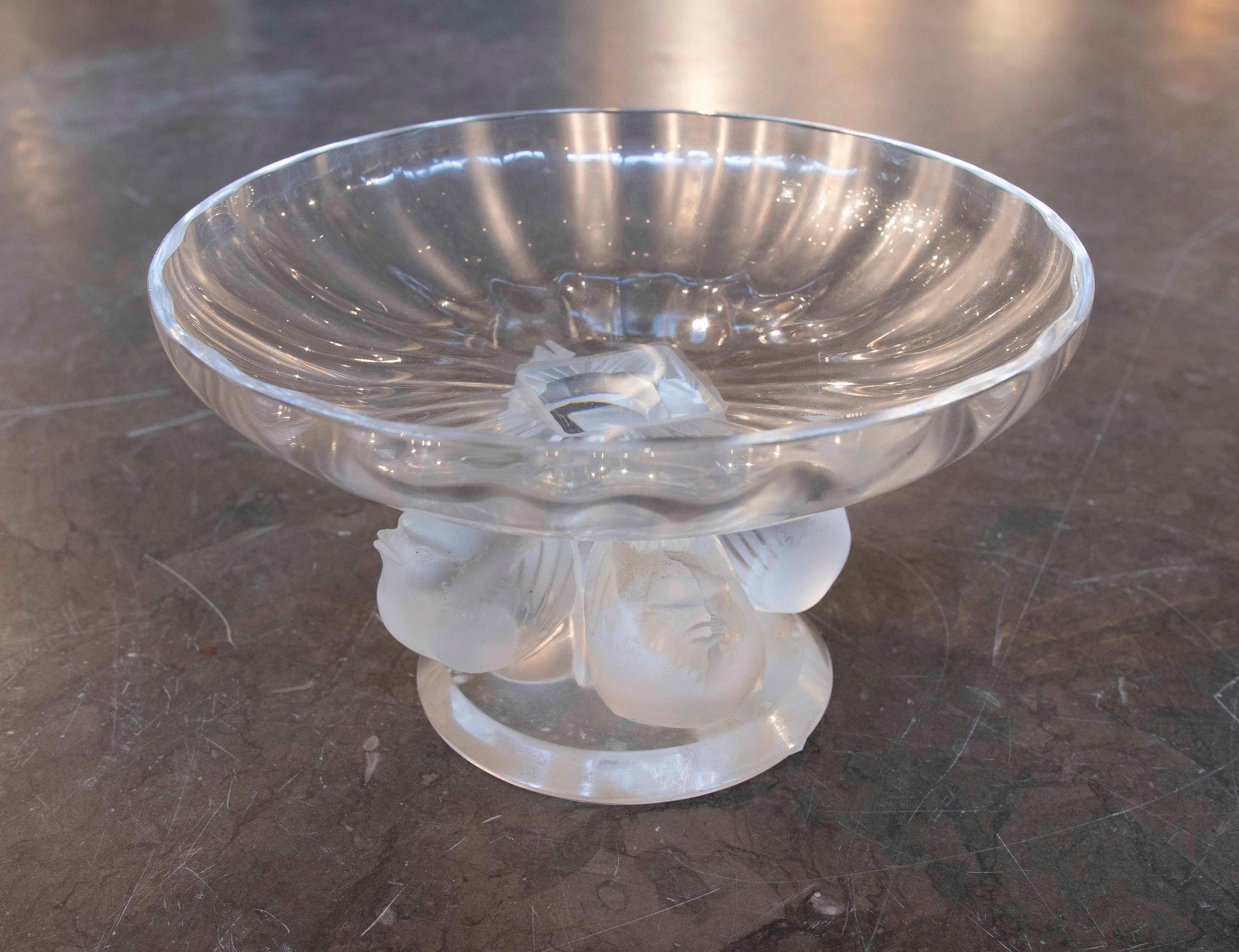 Verre d'art Centre de table en verre des années 1950 avec motif d'oiseaux en vente