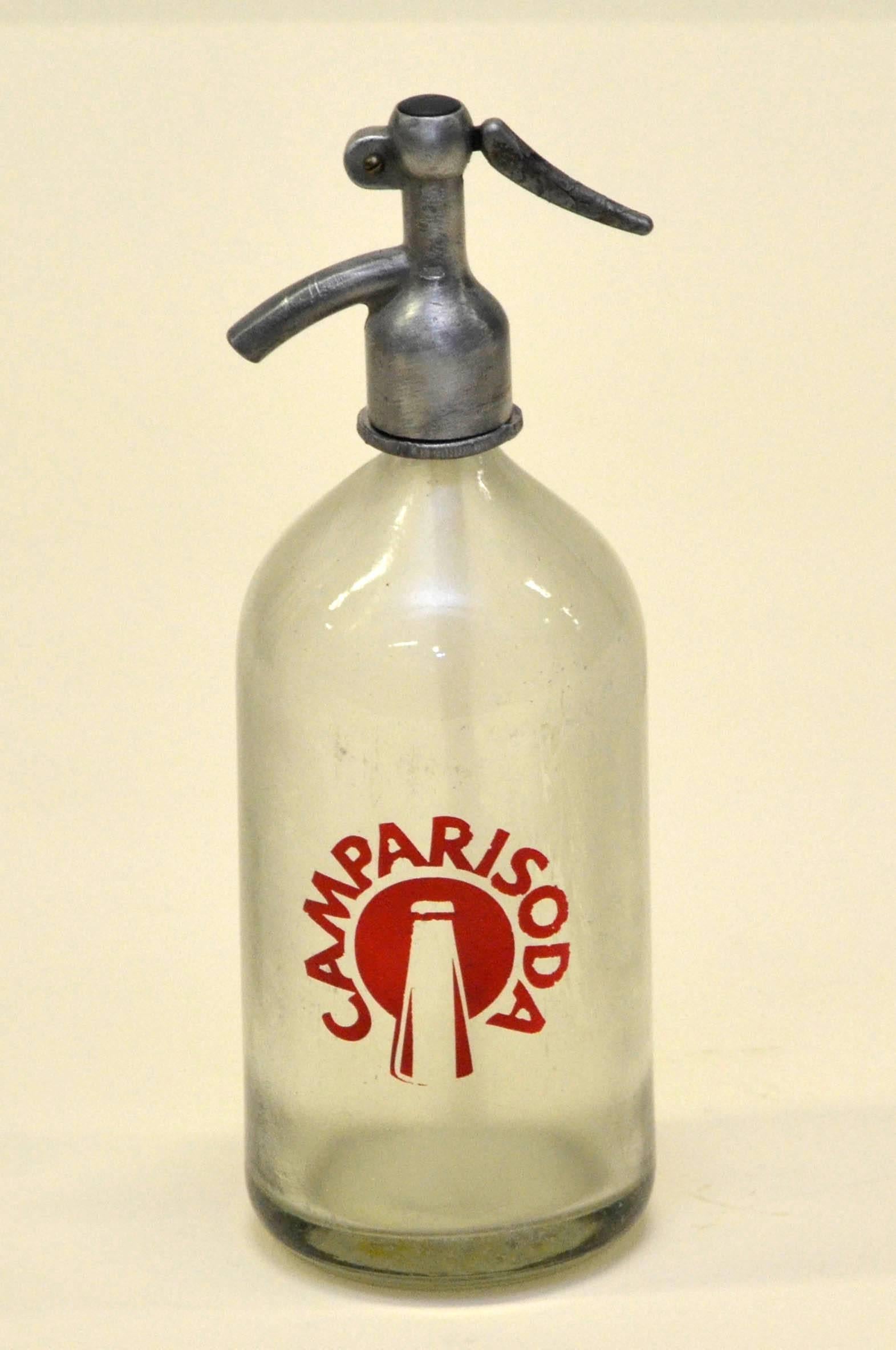 1950s Glass Italian Soda Syphon Seltzer Campari Soda Bar Bottle In Good Condition In Milan, IT