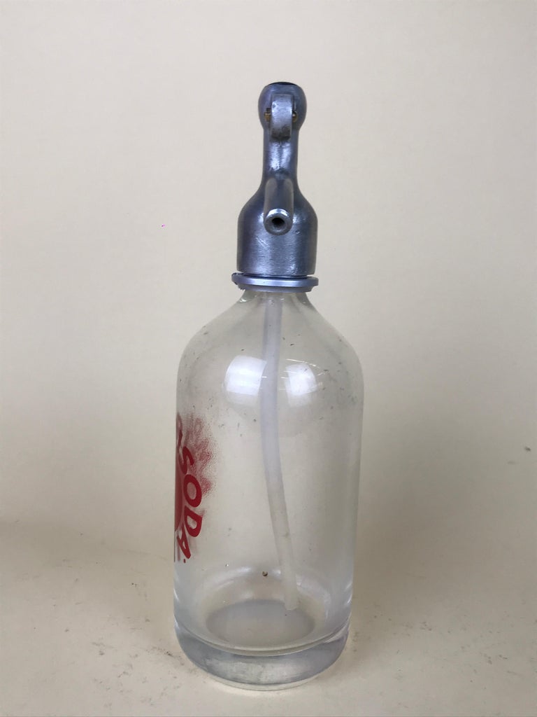 1950s Glass Italian Soda Syphon Seltzer Logo Campari Soda 1/2 Liter Bar Bottle In Good Condition For Sale In Milan, IT