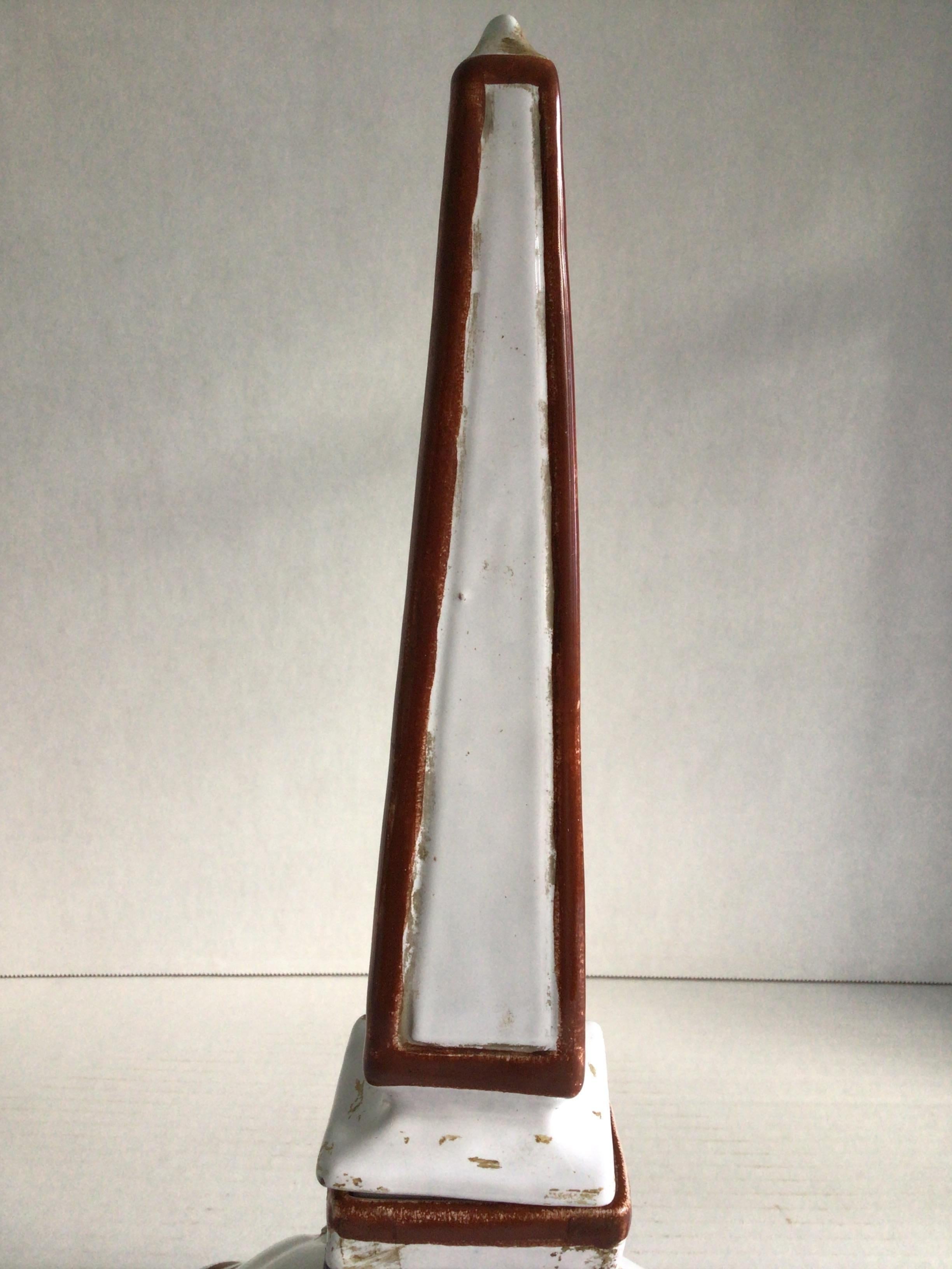 1950s Glazed Ceramic Obelisk with Turtle Base In Good Condition For Sale In Tarrytown, NY