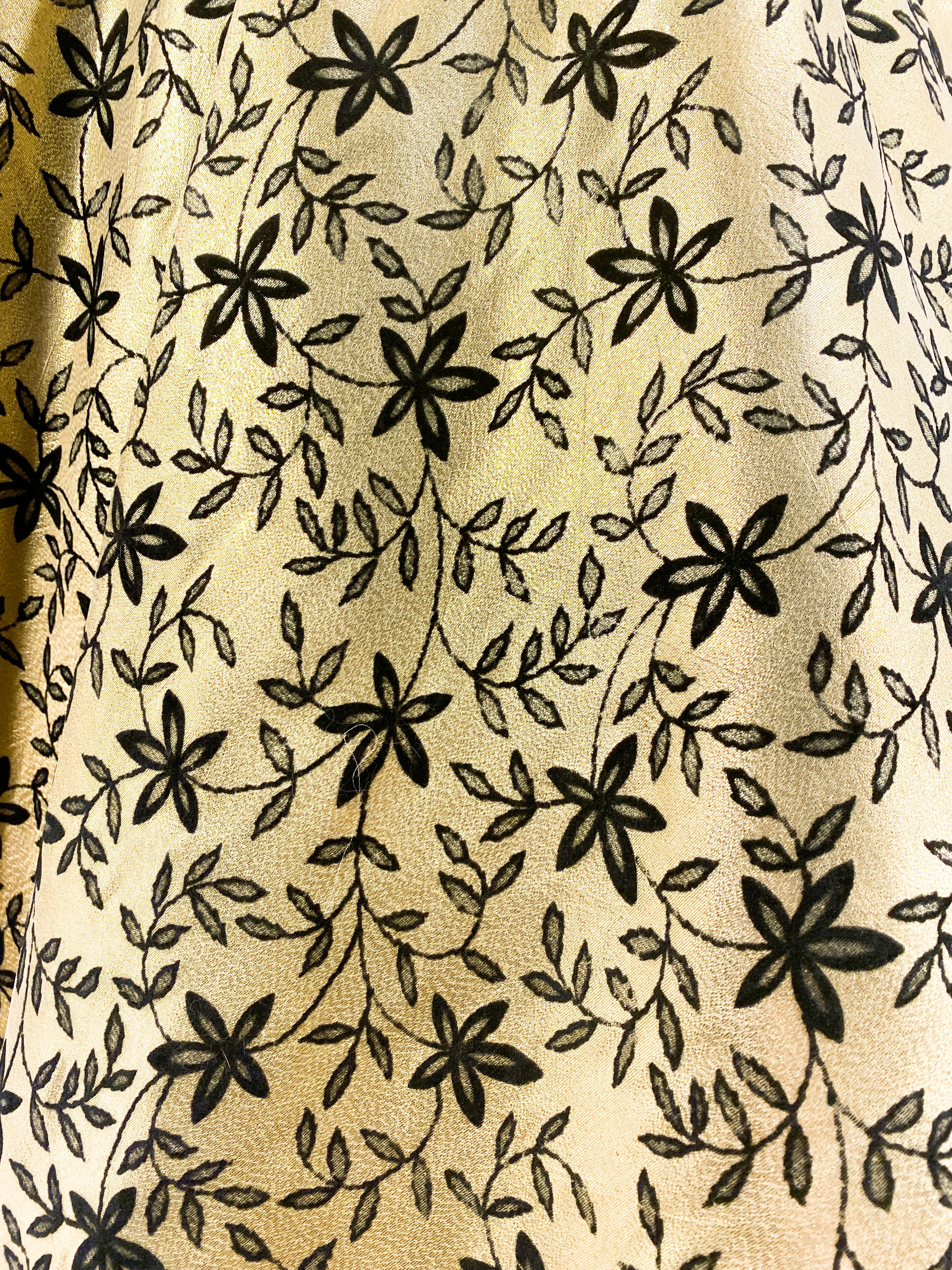 Robe de cocktail deux pièces en lamé doré et noir des années 1950 en vente 3