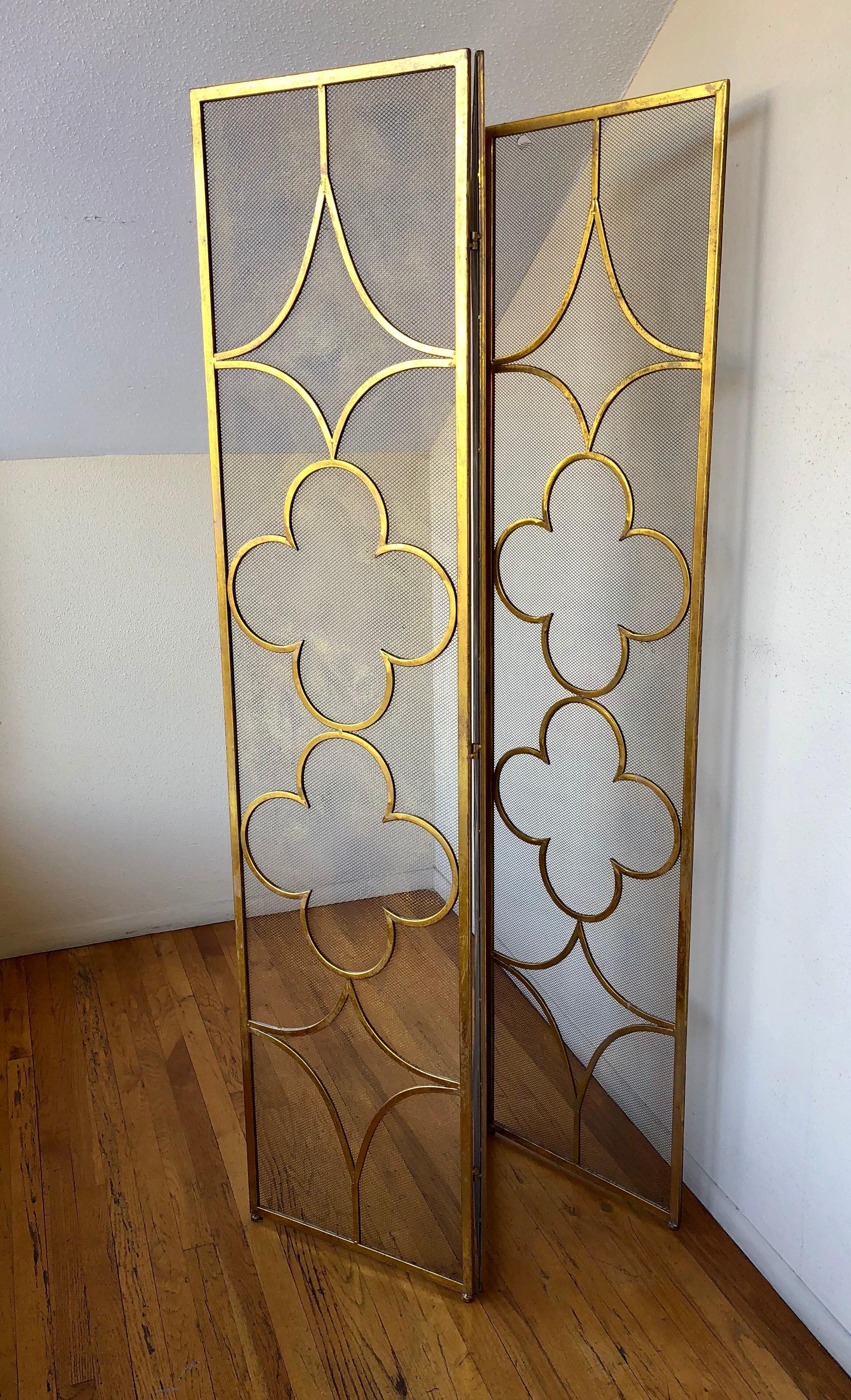 gold folding screen