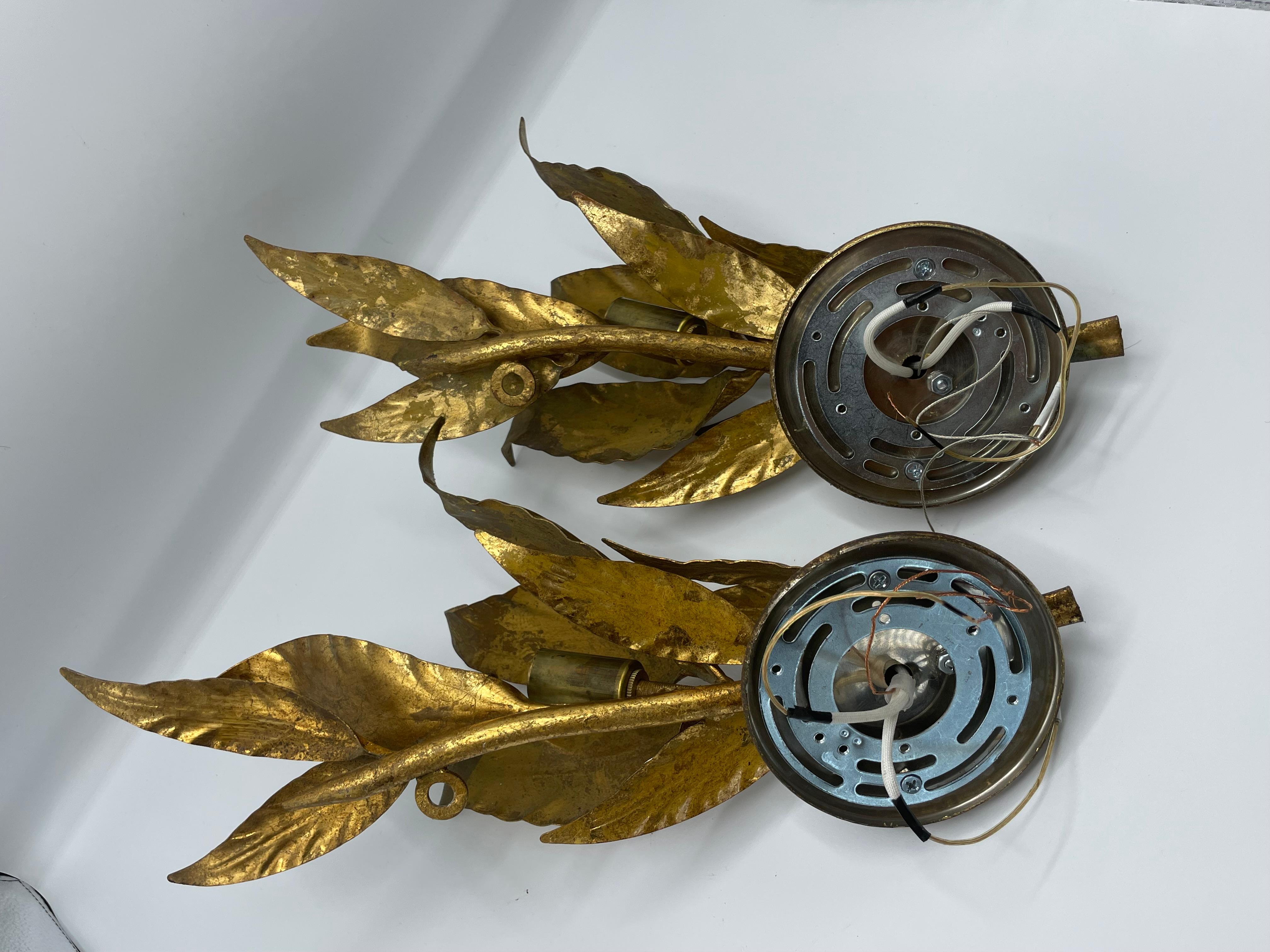 1950s Gold Leaf Wall Lamps, a Pair 10
