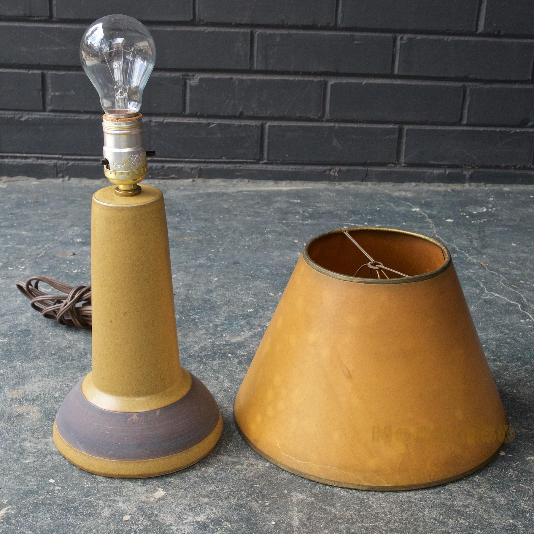Mid-20th Century 1950s Gordon & Jane Martz Nº M113 Stoneware Table Lamp for Marshall Studios