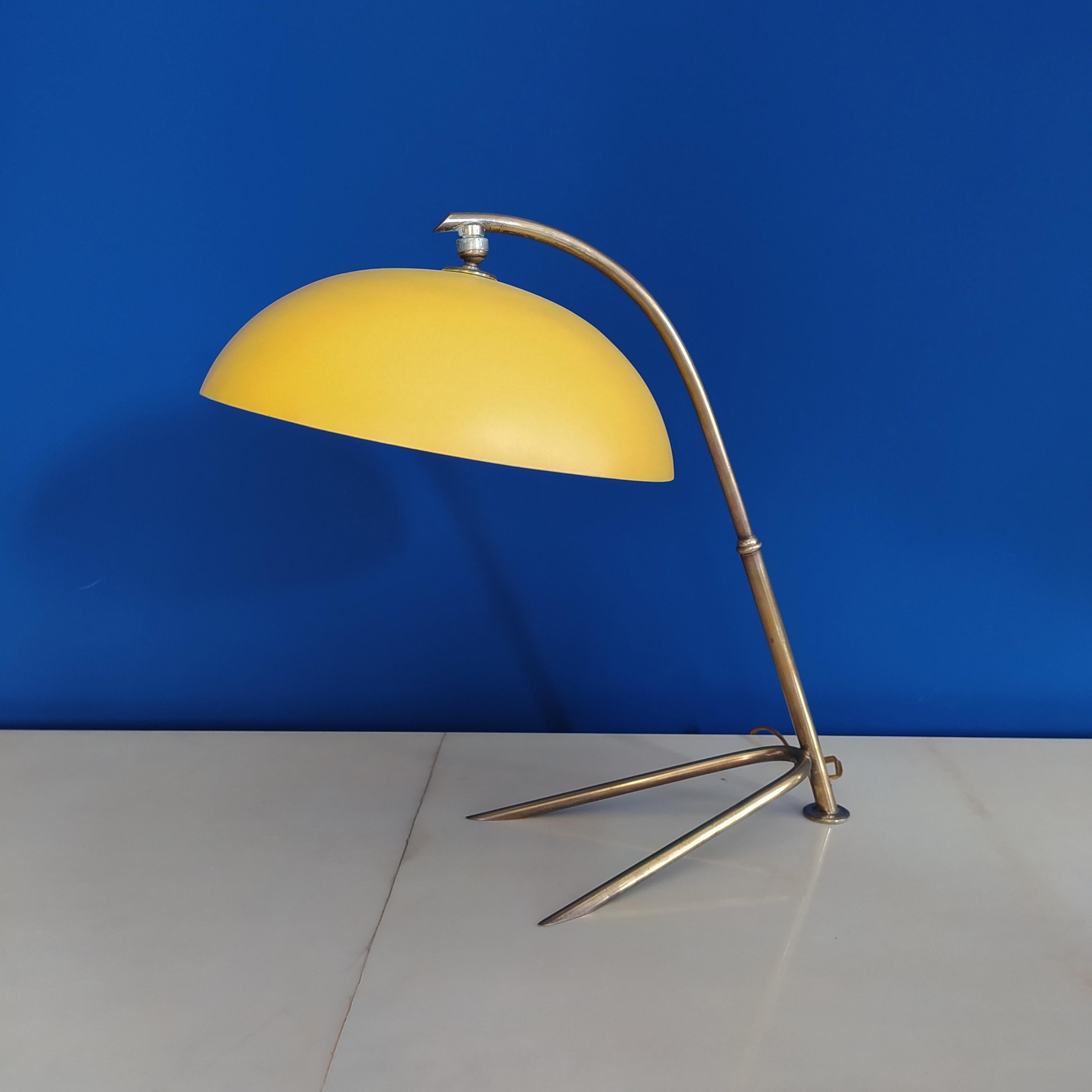 Mid-Century Modern 1950s Gorgeous Table Lamp by Stilnovo