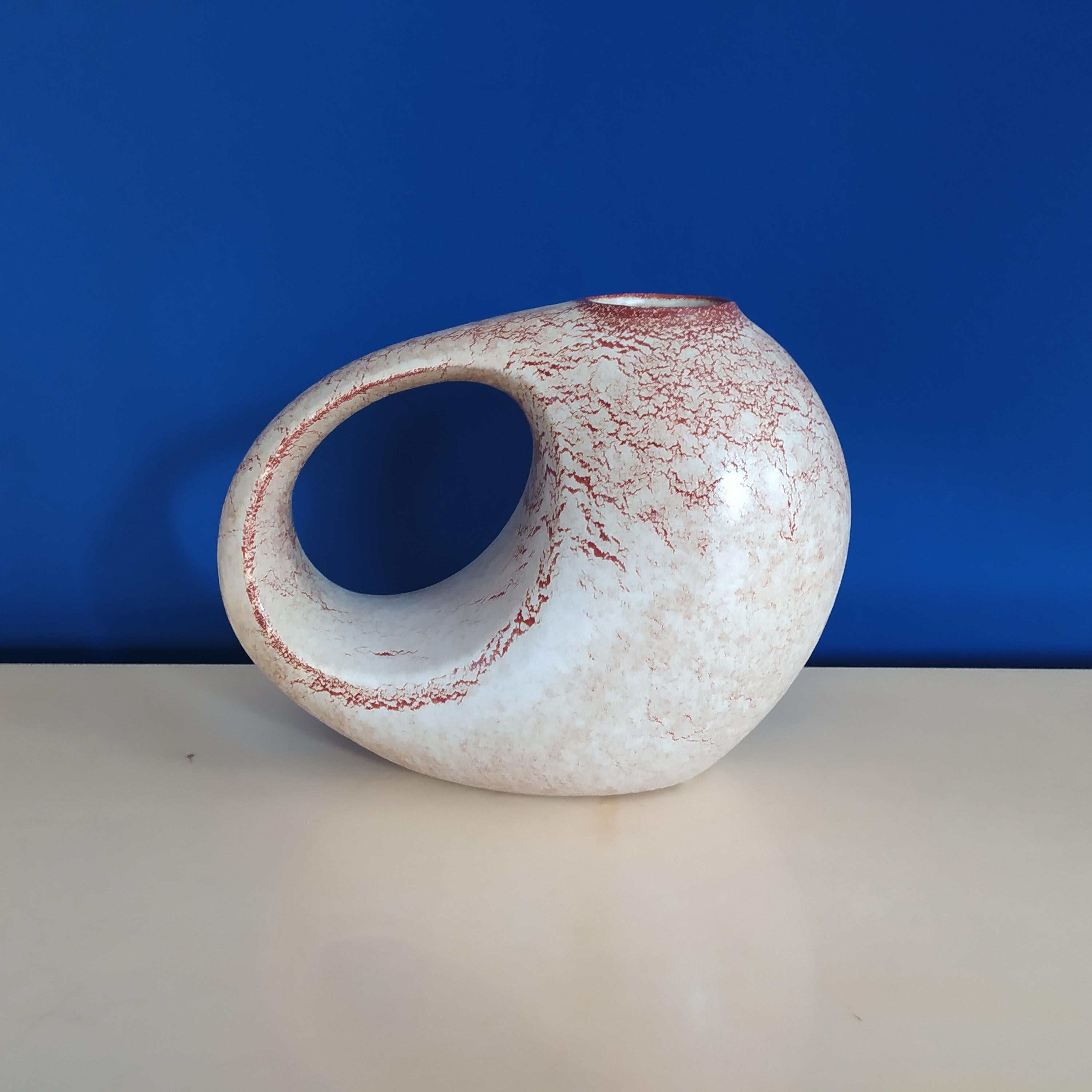 1950s gorgeous vase in Ceramic. Made in Italy.