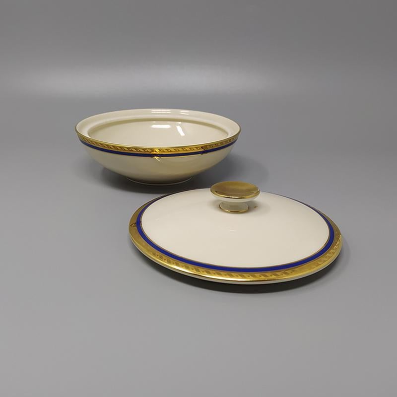 1950 Splendido set da tè/caffè in porcellana Bavaria, bianco, blu e oro in vendita 3