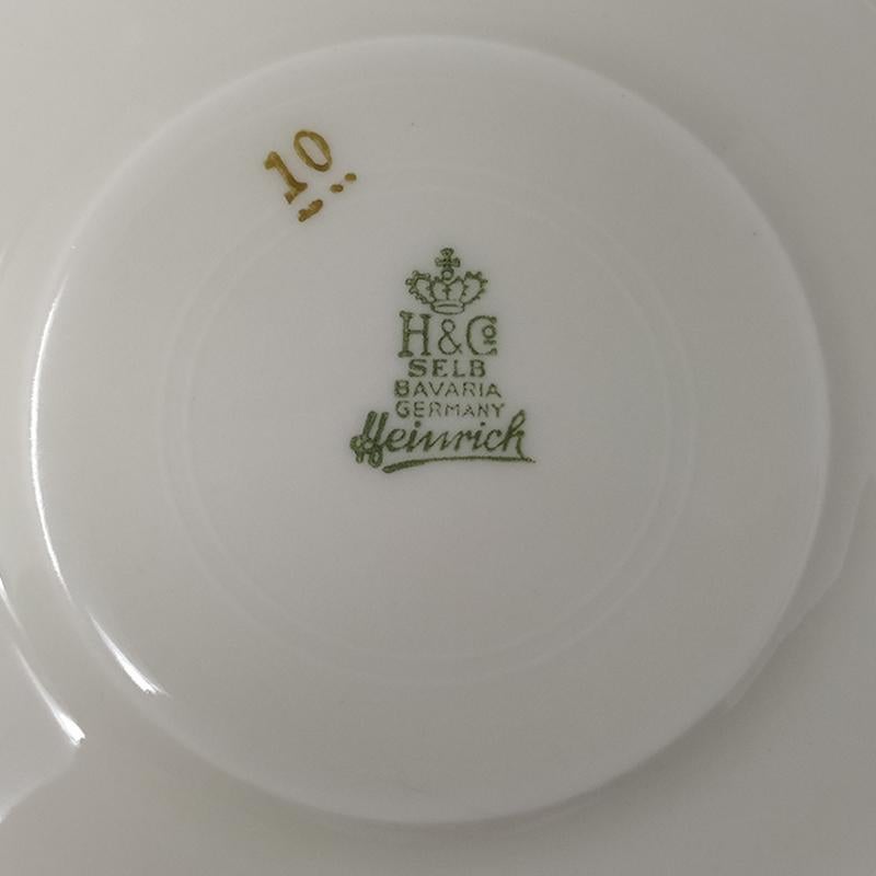 1950 Splendido set da tè/caffè in porcellana Bavaria, bianco, blu e oro in vendita 4