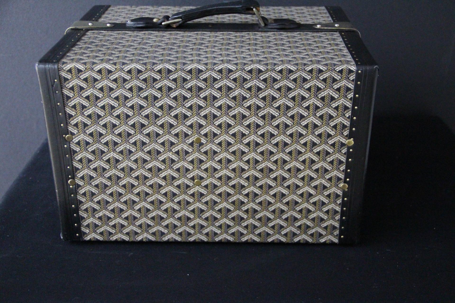 Baule da biblioteca Goyard del 1950 in tela Chevron in vendita 3
