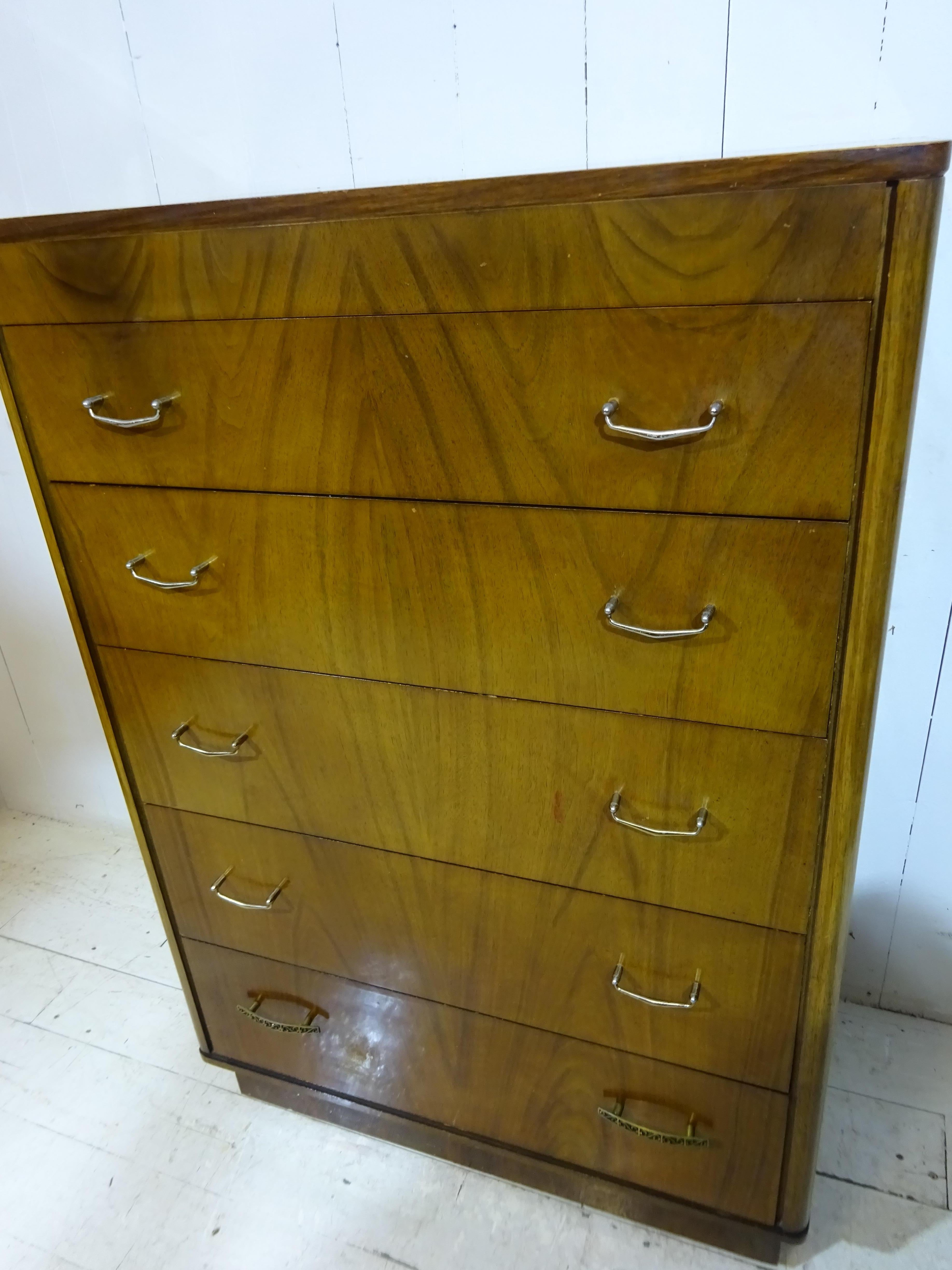 Mid-Century Modern 1950s Graduated Chest of Drawers For Sale