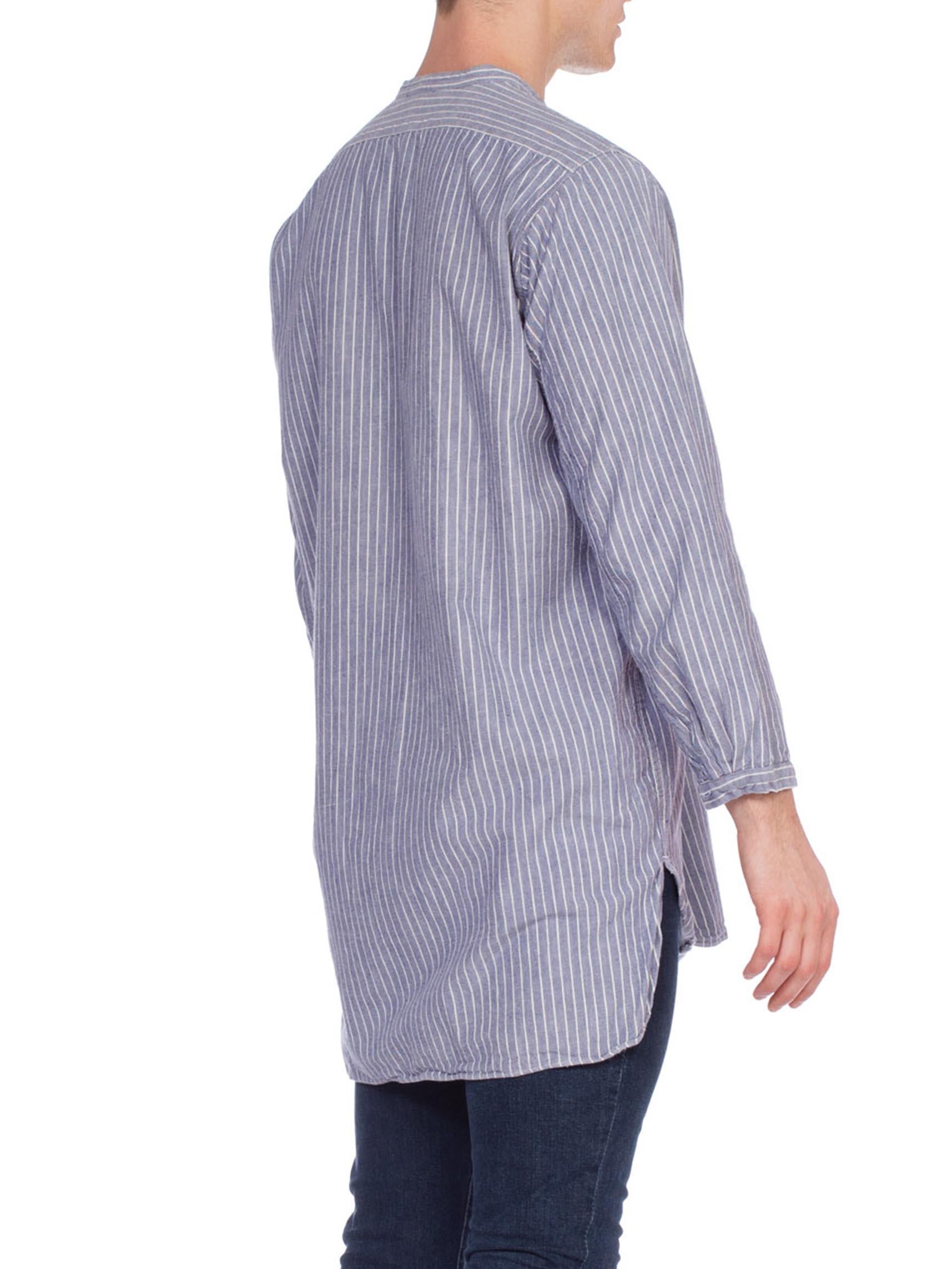 1950'S  Blue & White Striped Cotton Men's Grandad Flannel Lined Shirt Made In G In Good Condition For Sale In New York, NY