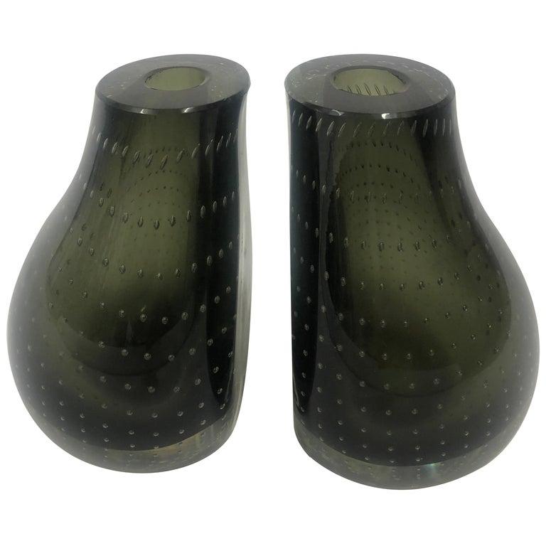 Mid-Century Modern 1950s Green Art Glass Vase Bookends by Erickson Glass Works - Pair For Sale