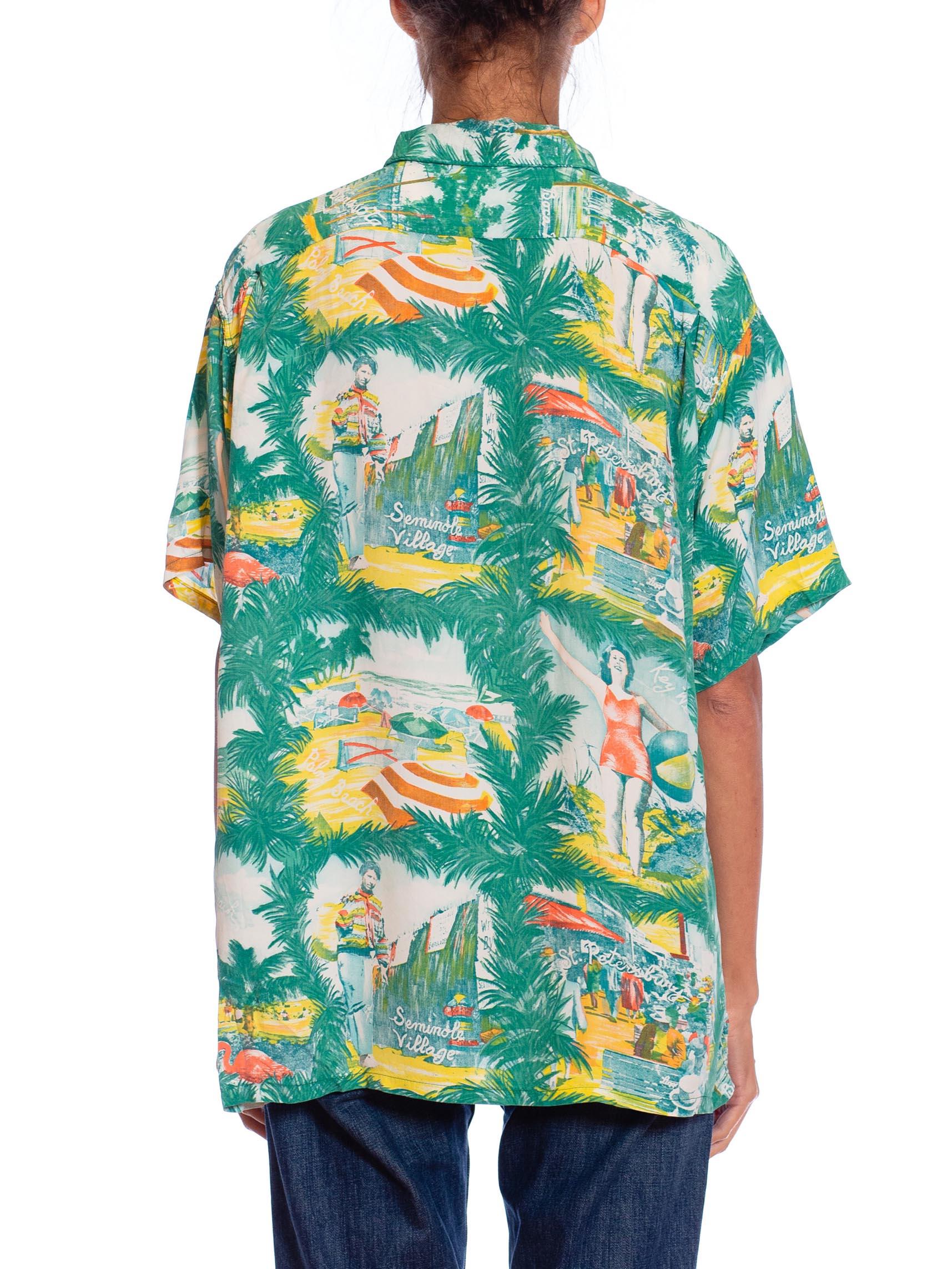 1950S Green Rayon Florida Pin-Up Girl Tourist Photo Print Mens Aloha Shirt For Sale 2