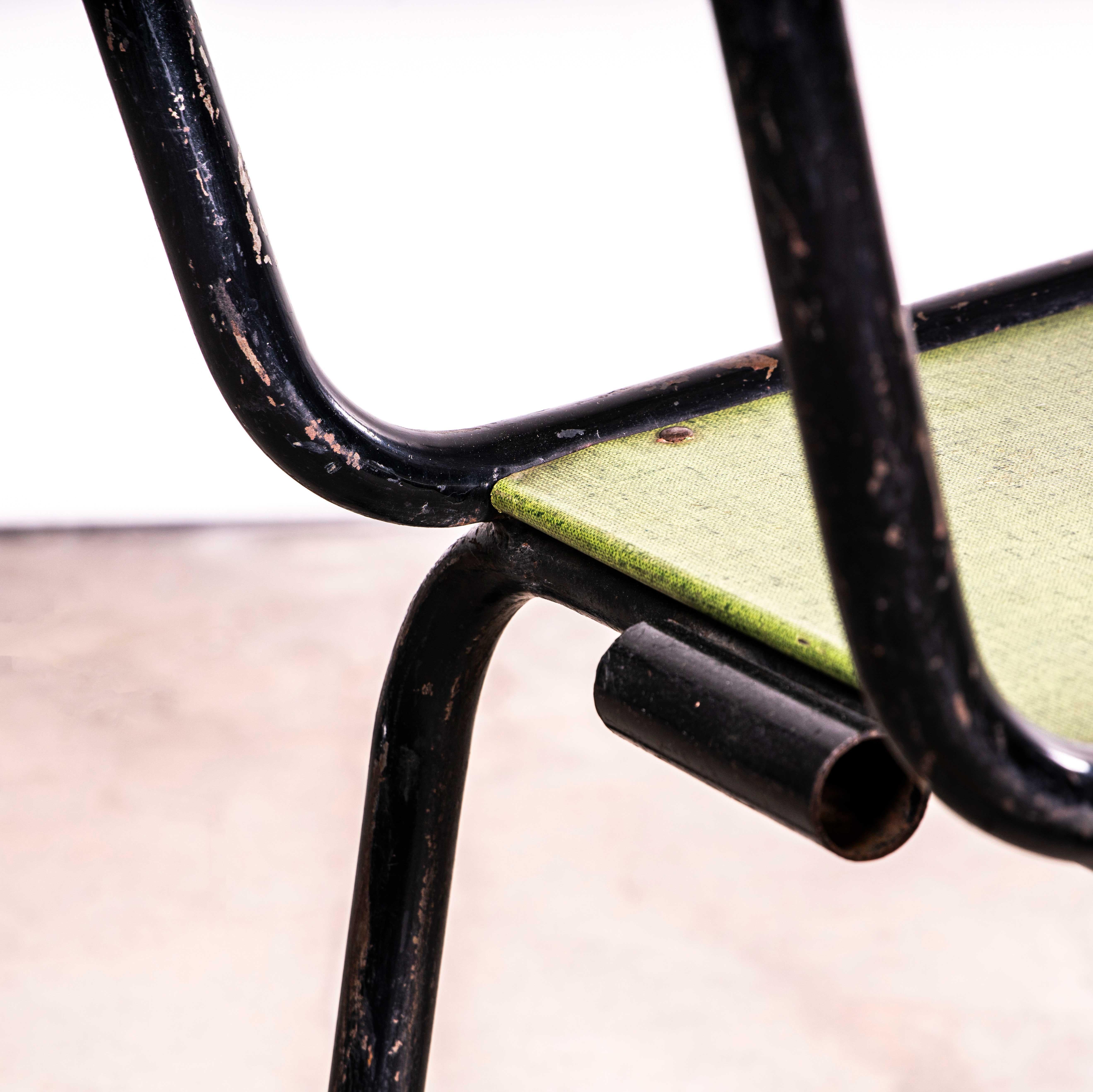 Sedie da pranzo Mullca 510 in laminato intrecciato verde degli anni '50 - Piccolo lotto disponibile. Una delle nostre sedie preferite: nel 1947 Robert Muller e Gaston Cavaillon crearono l'azienda che sviluppò probabilmente la più famosa sedia della