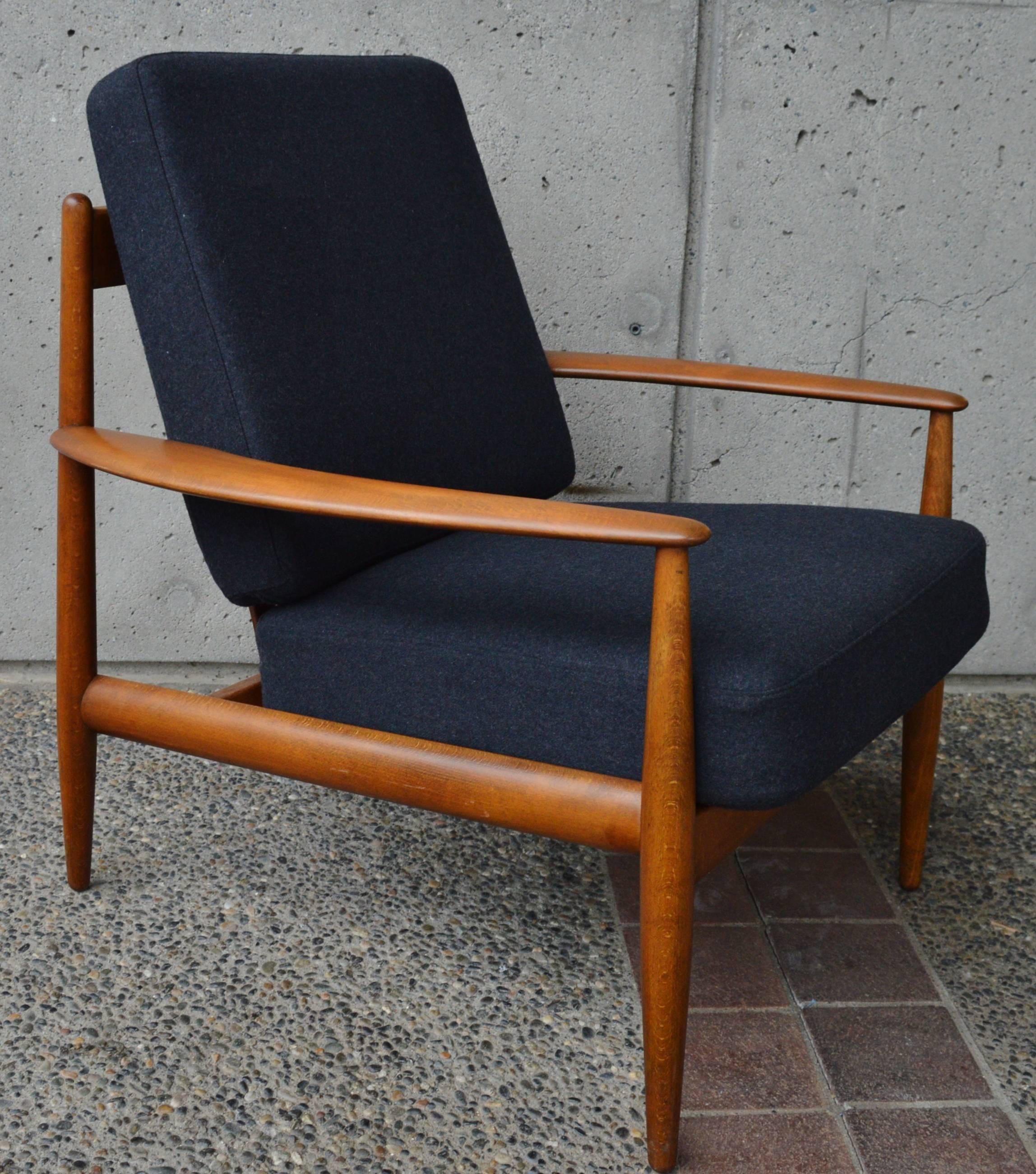 Mid-20th Century 1950s Grete Jalk Danish Lounge Chair for France & Daverkosen in Charcoal Wool