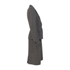 1950s Griffin and Spalding Grey Patterned New Look Skirt Suit