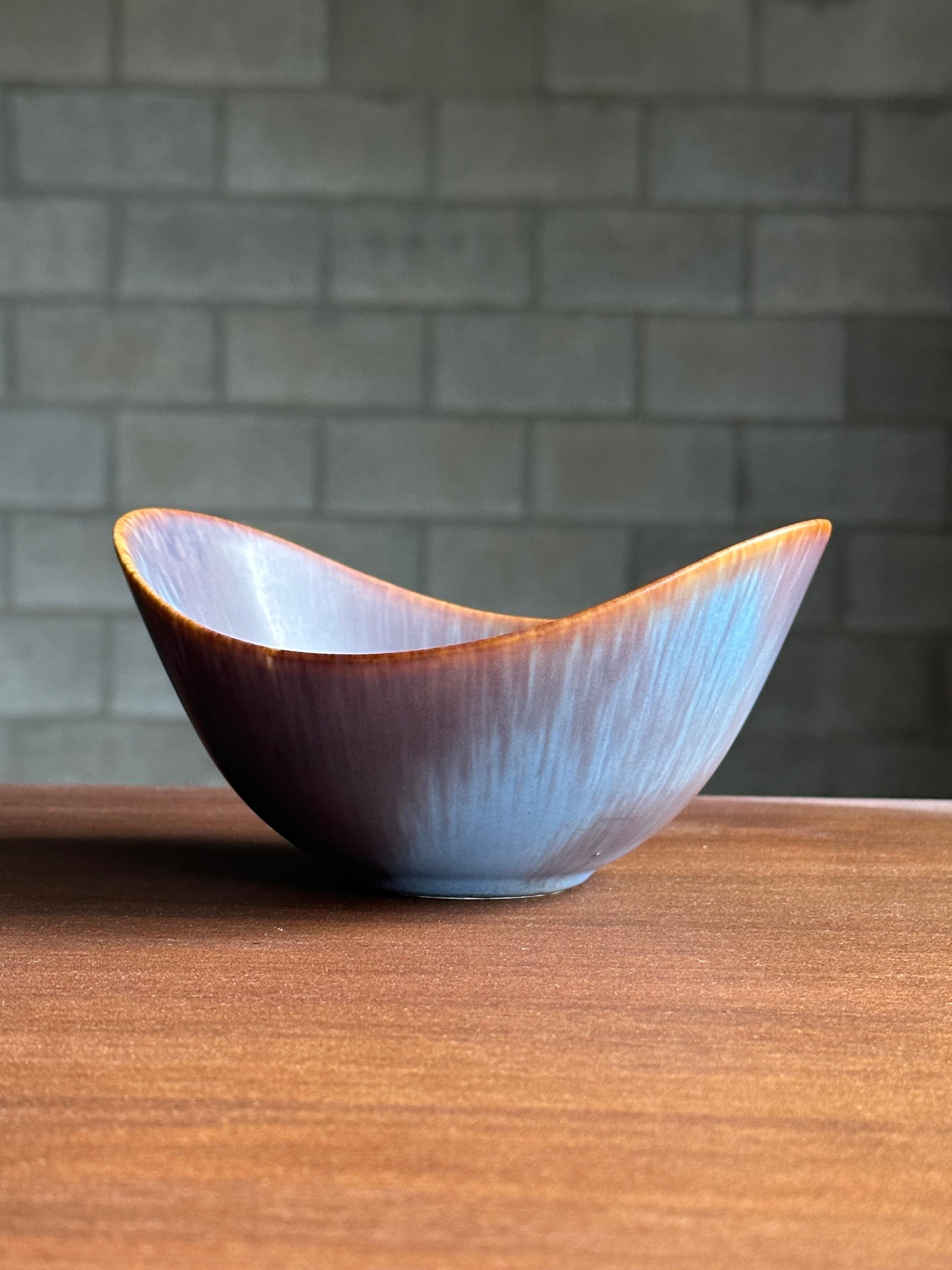 Mid-Century Modern 1950s Gunnar Nylund for Rörstrand ARO Bowl For Sale