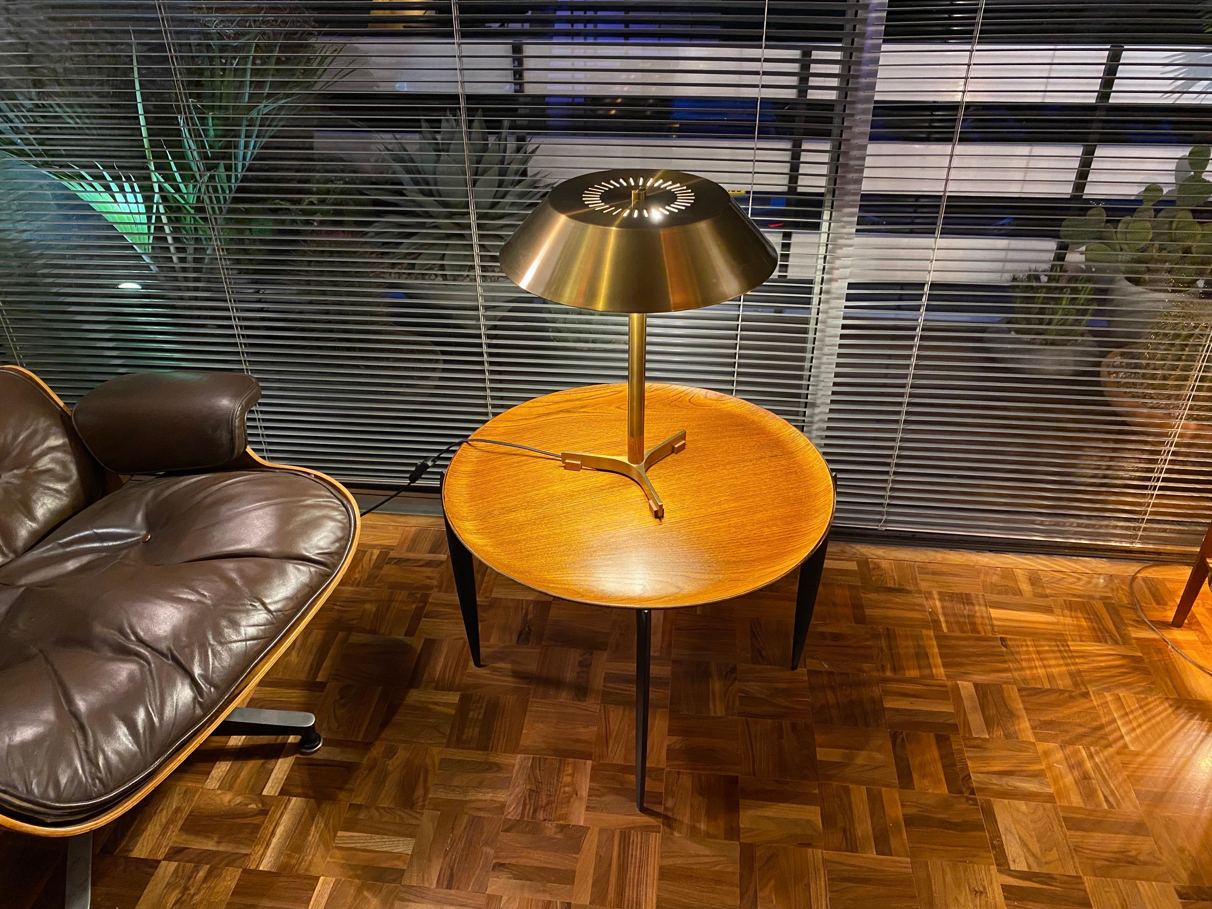 Table d'appoint en teck de H. Engholm & Sven Willumsen pour Fritz Hansen, Danemark, années 1950 en vente 4