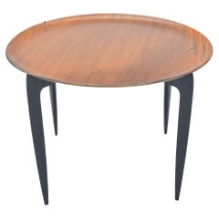 Mesa auxiliar de teca de los años 50 H. Engholm & Sven Willumsen para Fritz Hansen, Dinamarca