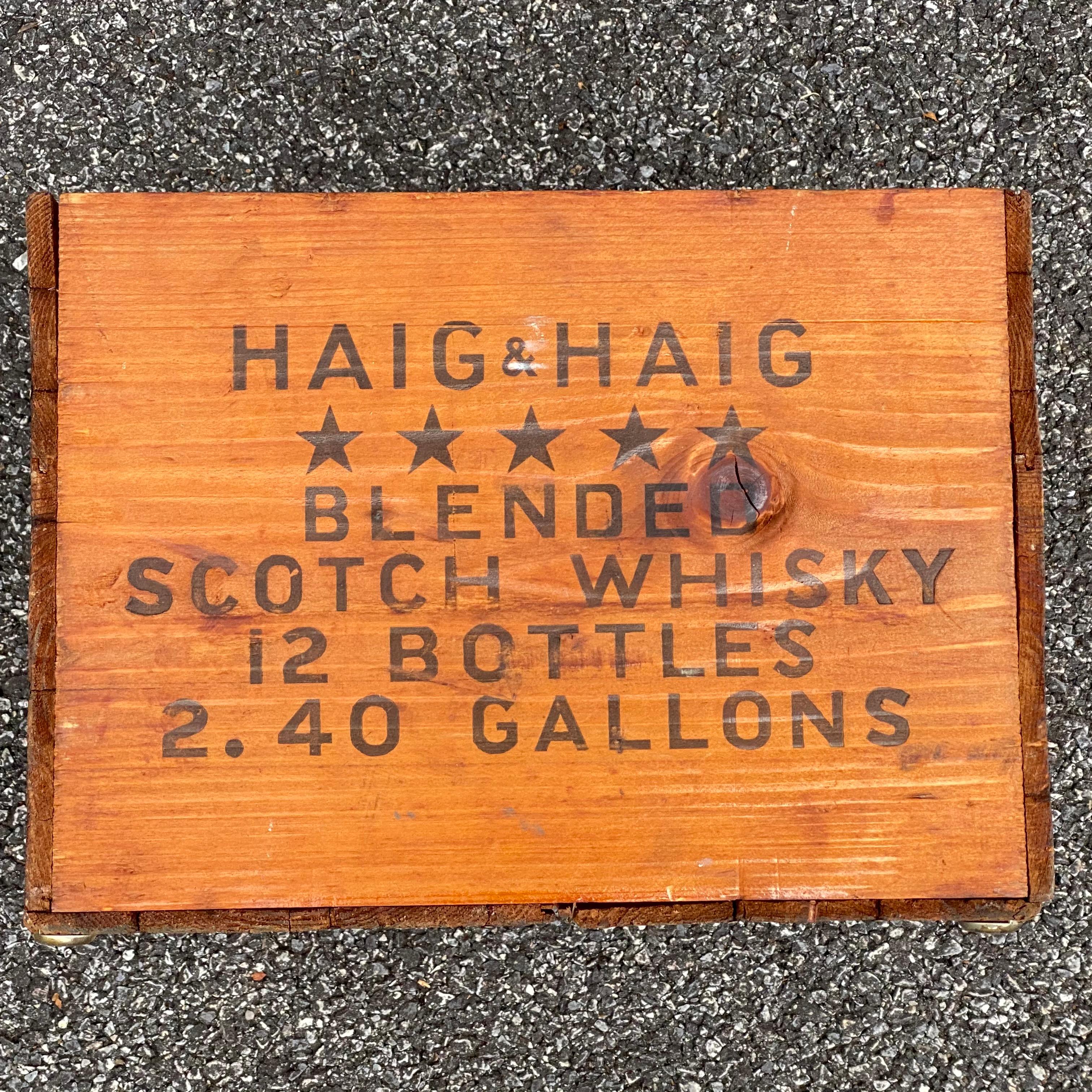 1950er Jahre Haig & Haig Holzkiste für Whisky im Angebot 3