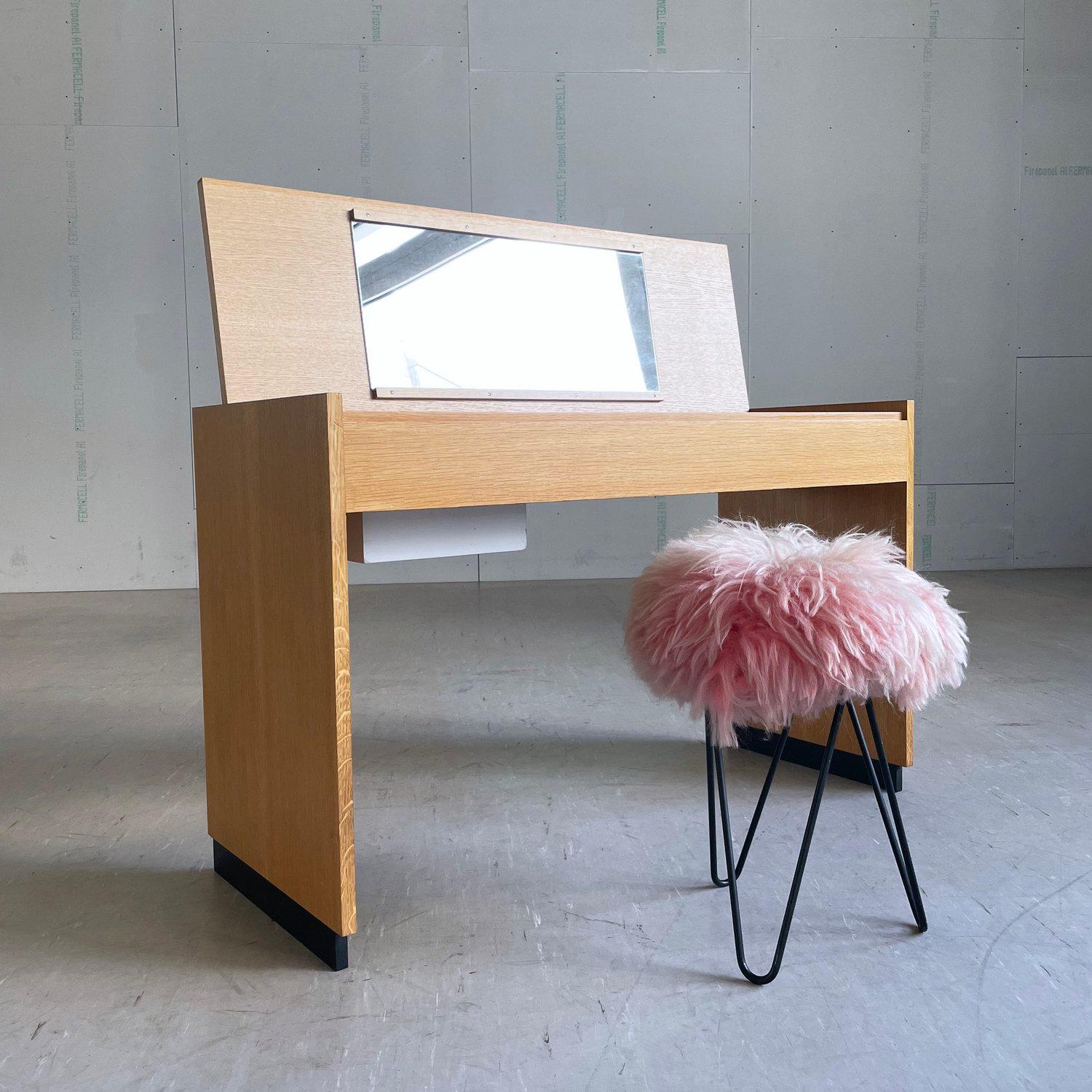 1950's Hairpin Leg Dressing Table Stool 2