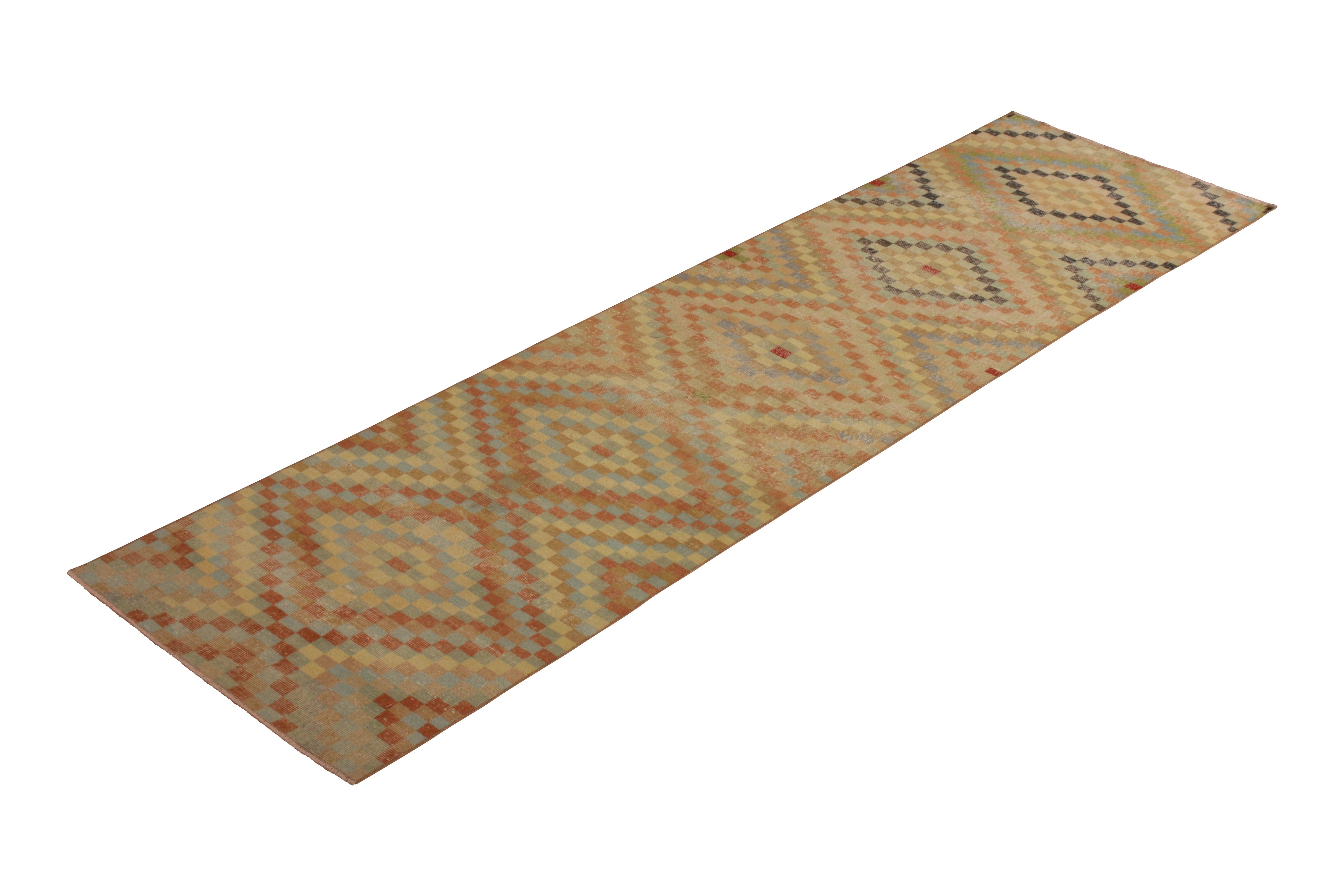 Hand knotted in Turkey originating between 1960-1970, this vintage midcentury runner joins Rug & Kilim’s midcentury Pasha collection celebrating Turkish icon Zeki Müren with Josh’s hand picked favorites from this period. The rippling diamond pattern