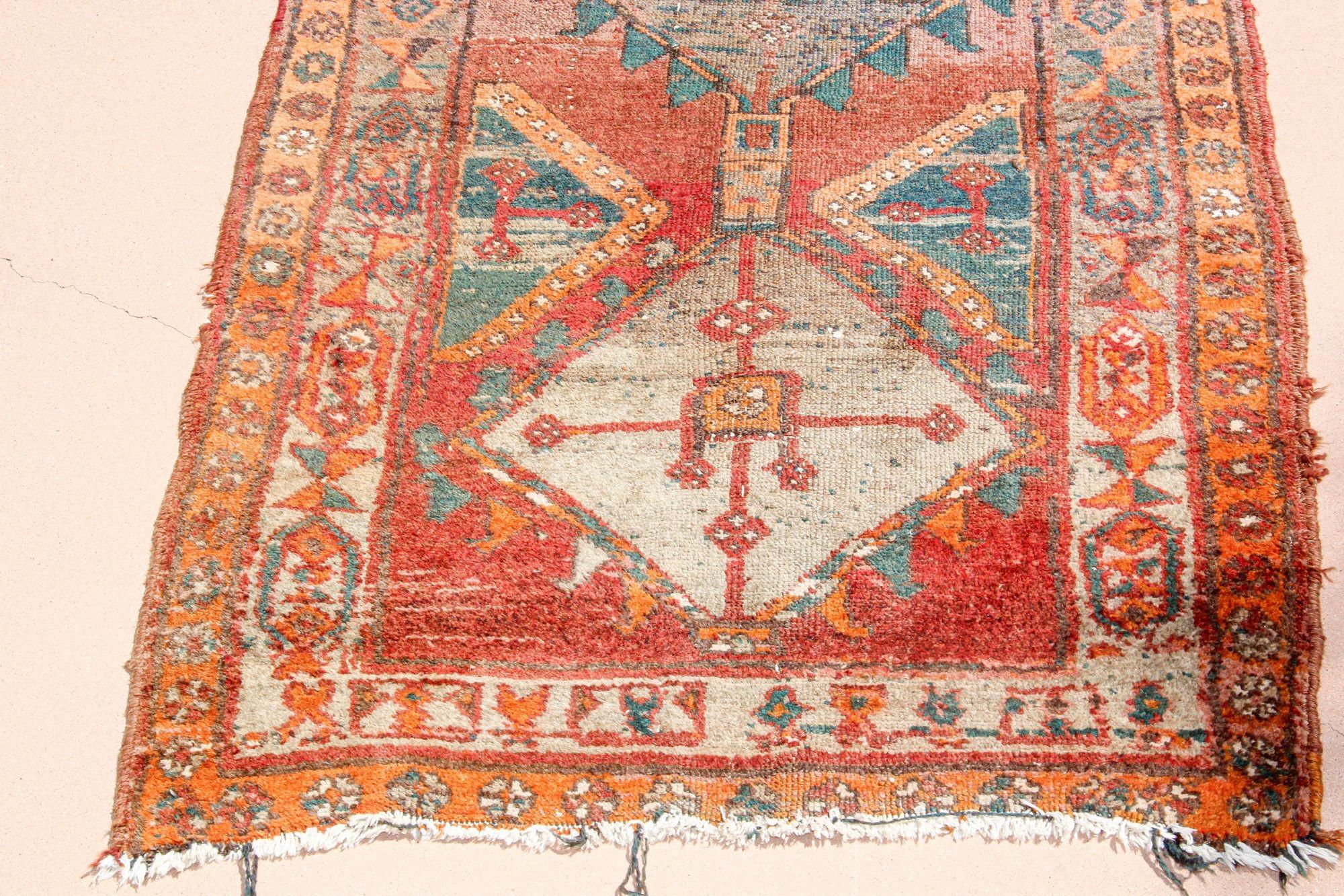 Handgeknüpfter Vintage-Teppich-Teppich-Läufer aus der Türkei, 1950er Jahre (Türkisch) im Angebot