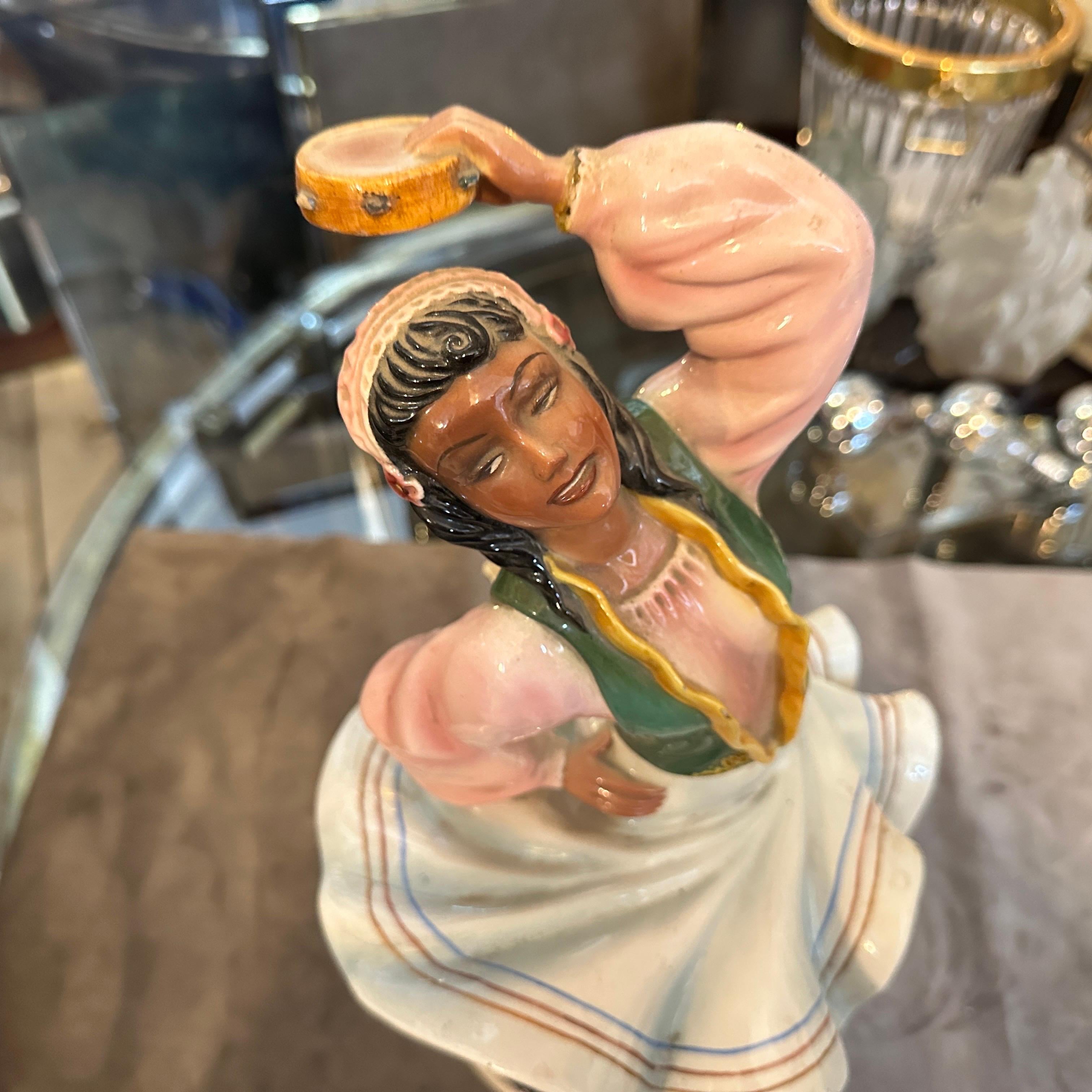 1950er Jahre Handbemalte Keramikfigur einer Tänzerin von Sandro Vacchetti im Angebot 8