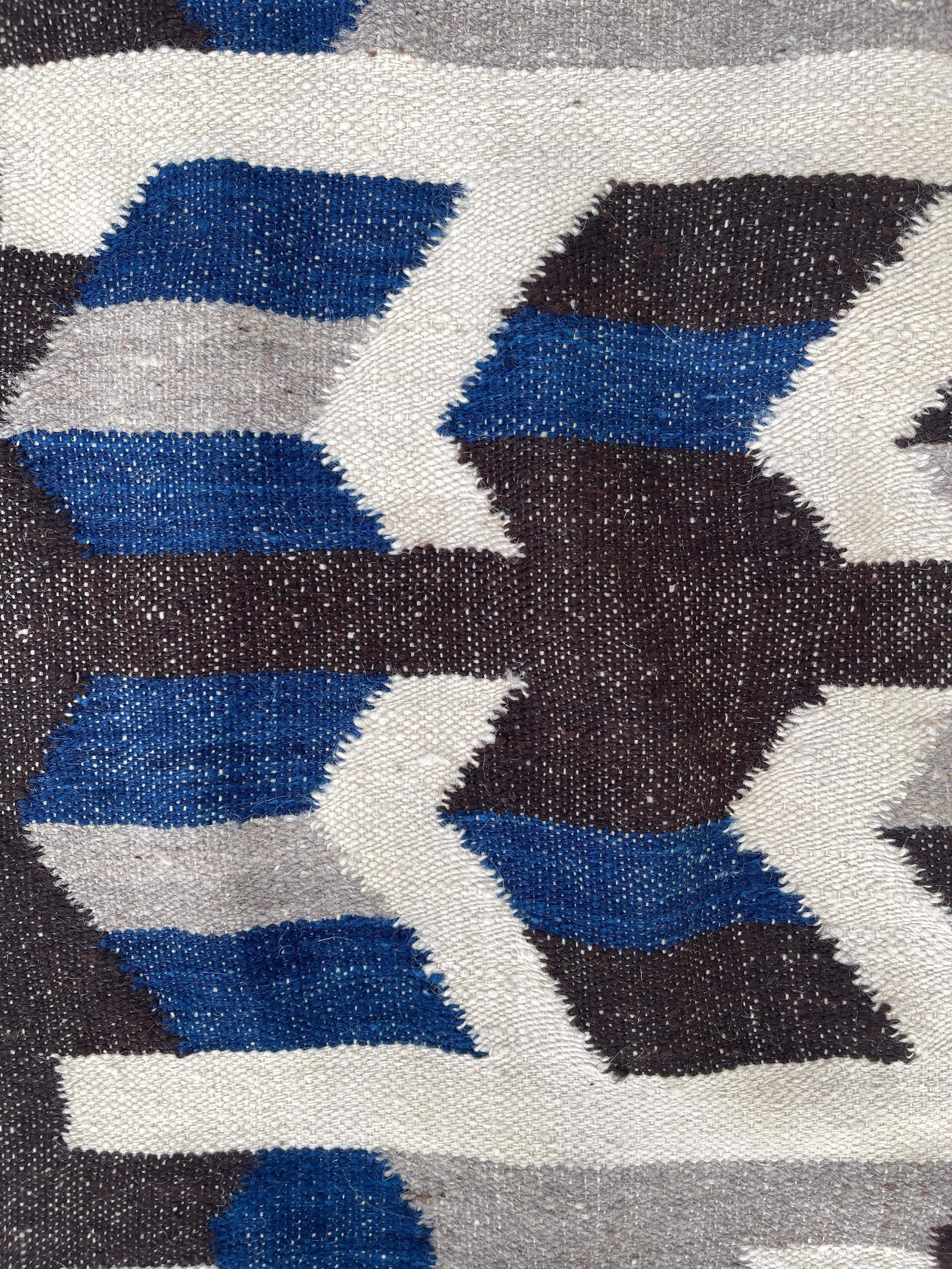 Manta guatemalteca de lana natural con diseño geométrico tejida a mano en los años 50 Guatemalteco en venta