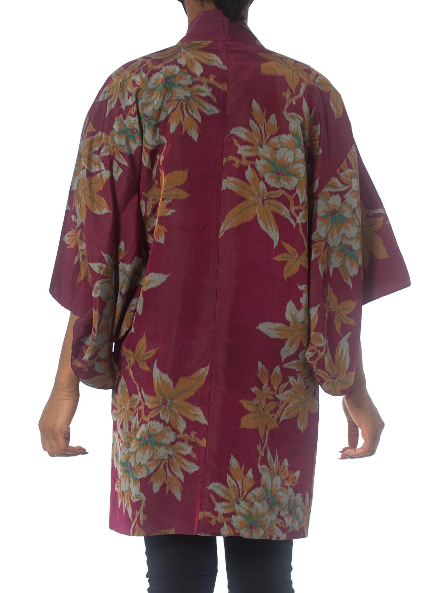 1950S Hand-Woven Ikat Floral Silk Japanese Kimono For Sale 1