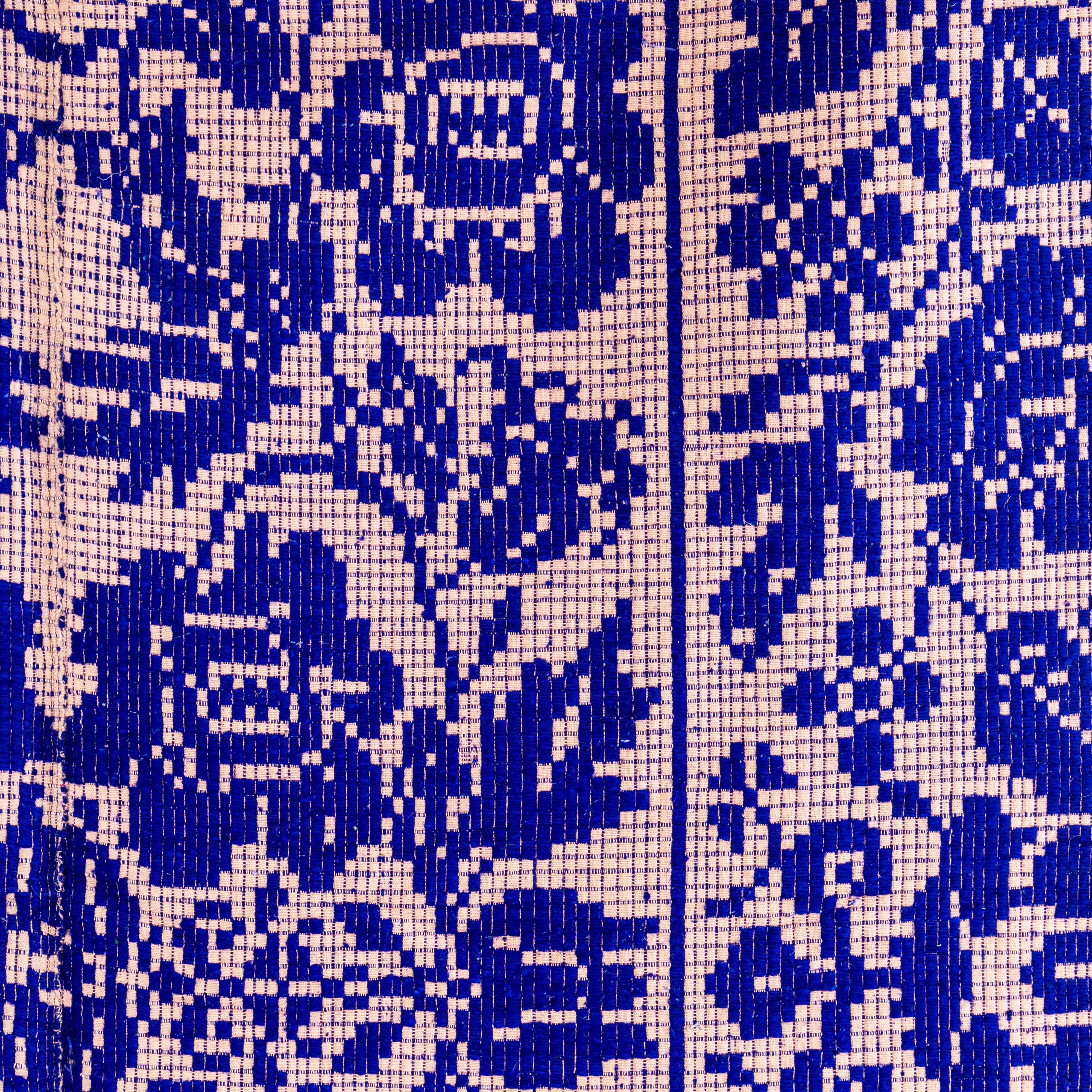 1950's Handmade Blue & Faded Pink Folk Hungarian Wool Bedspread In Good Condition In Hook, Hampshire