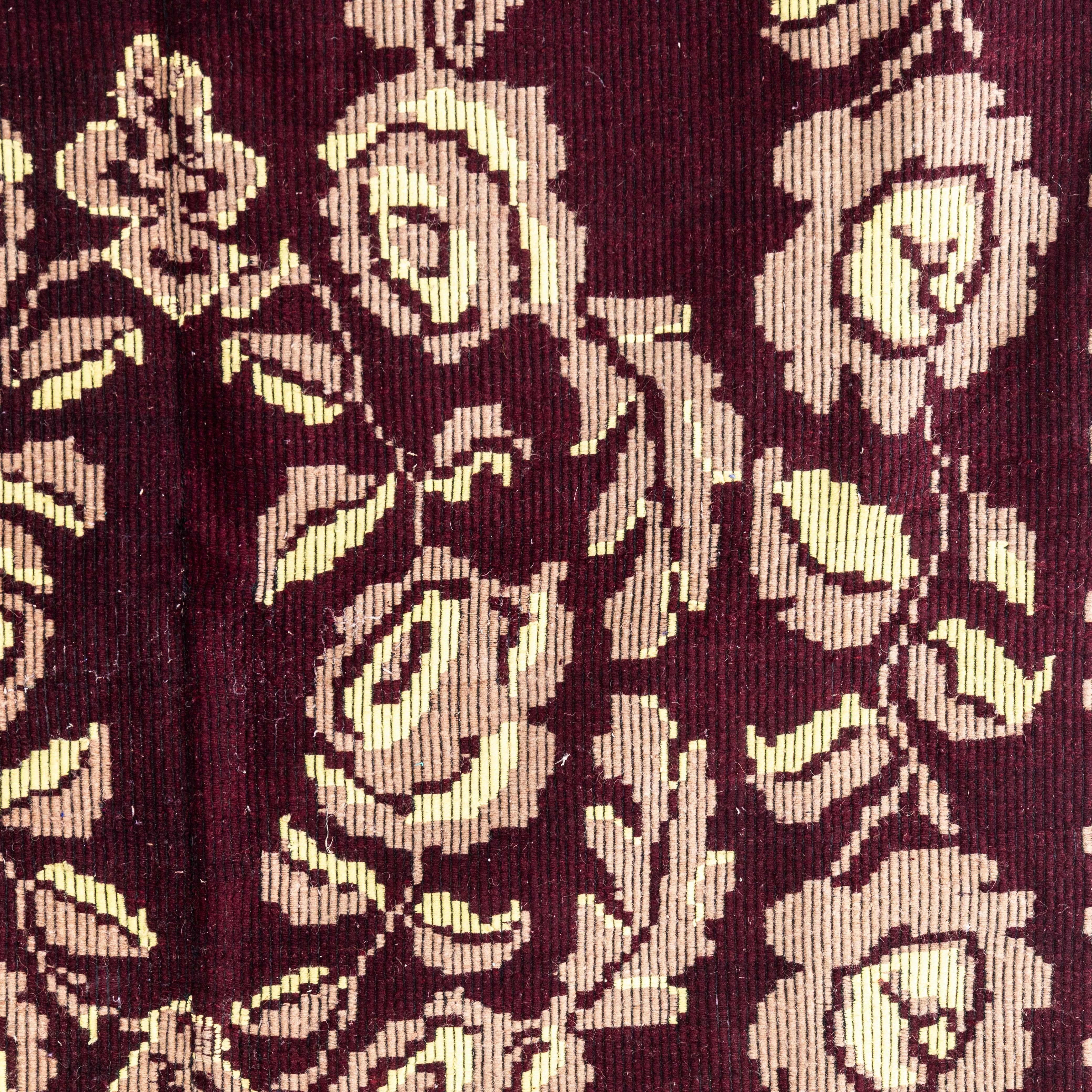 1950's Handmade Maroon & Yellow Rose Patterned Folk Hungarian Wool Bedspread In Good Condition For Sale In Hook, Hampshire