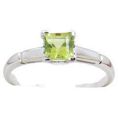 1950's Handmade Peridot and White Gold Vintage Ring