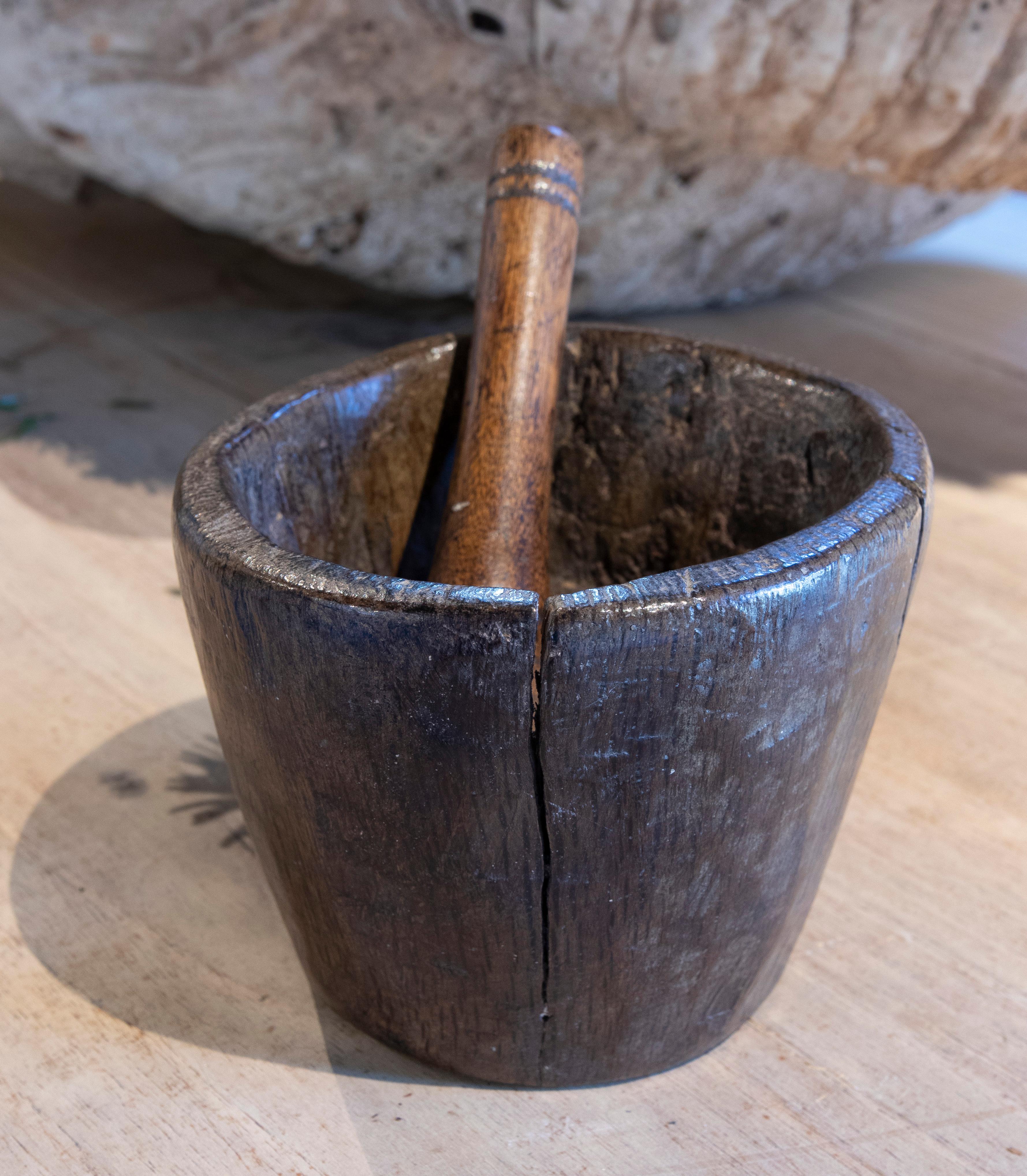 1950s Handmade wooden mortar 
The pestle measures 14 cm.