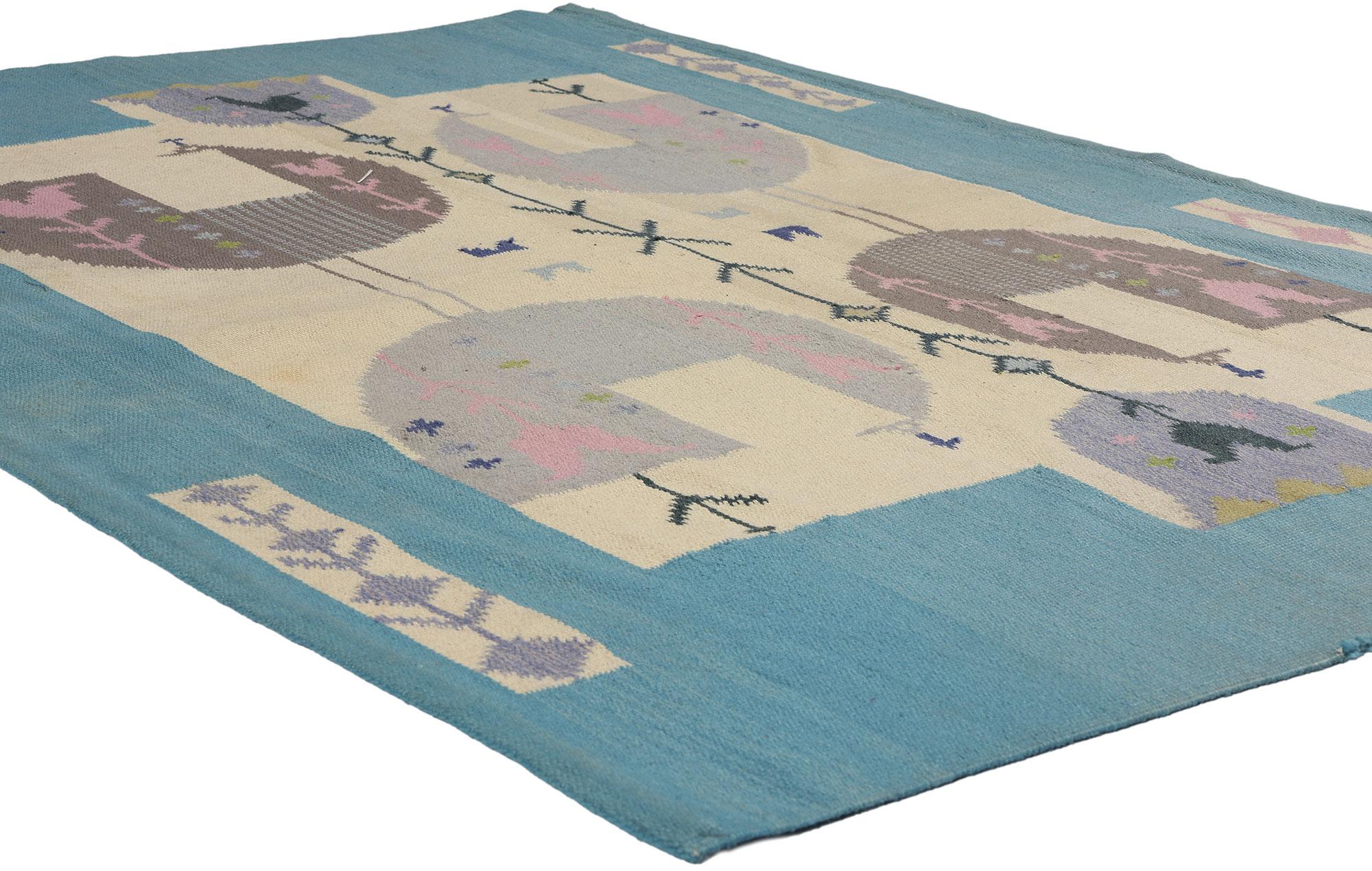 78731 Vintage Swedish Scandinavian Tapestry, 03'11 x 05'09.

Signed by Weaver: Eva Nemeth (Hungarian Textile Artist - Mid-century Designer).
Abrash.
Handwoven wool.
Made in Sweden.
Measures: 03'11 x 05'09.
Date: 1950s. Mid-20th Century.