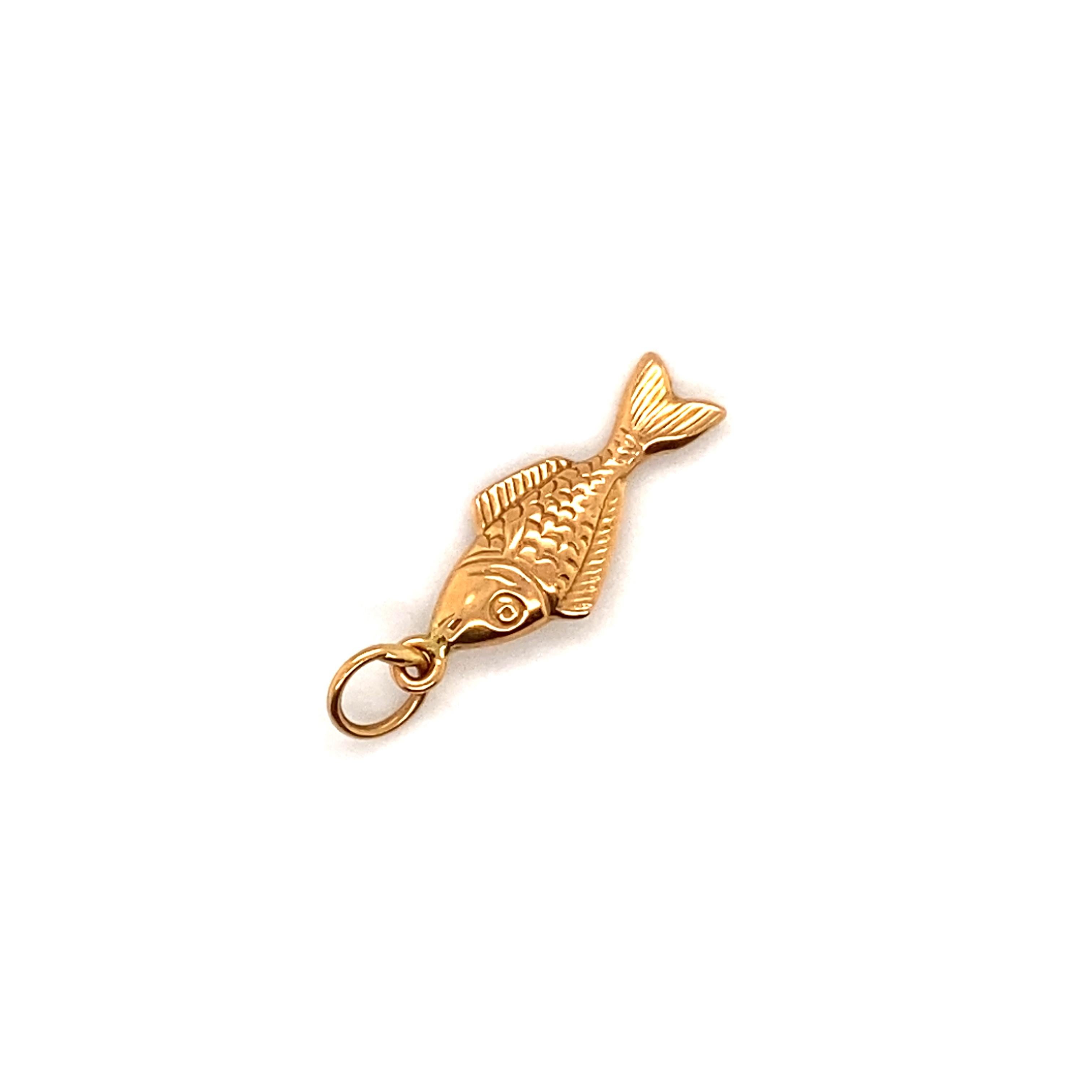 1950s Hanging Fish Angler Charm set in 14 Karat Yellow Gold For Sale 1
