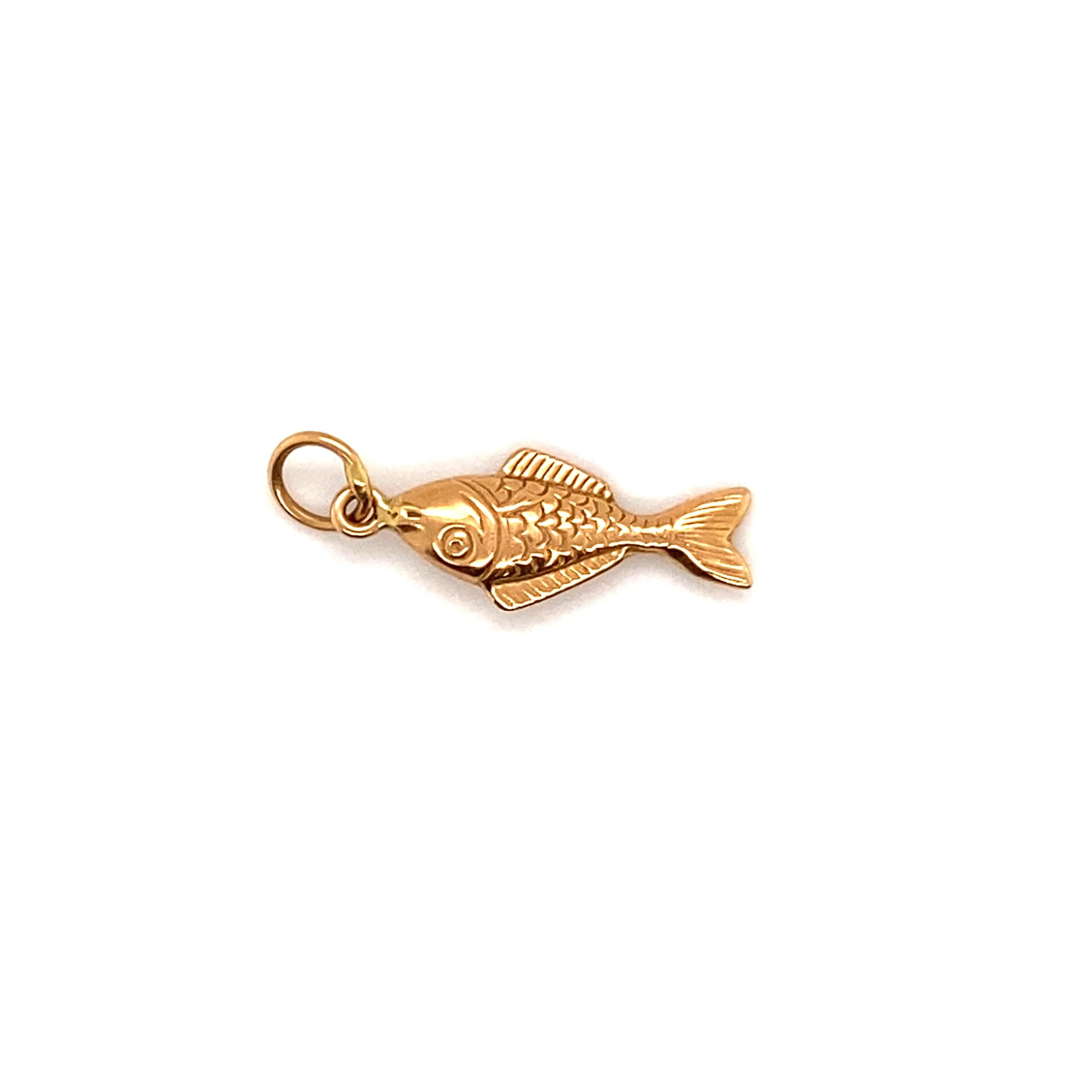 1950s Hanging Fish Angler Charm set in 14 Karat Yellow Gold For Sale 2