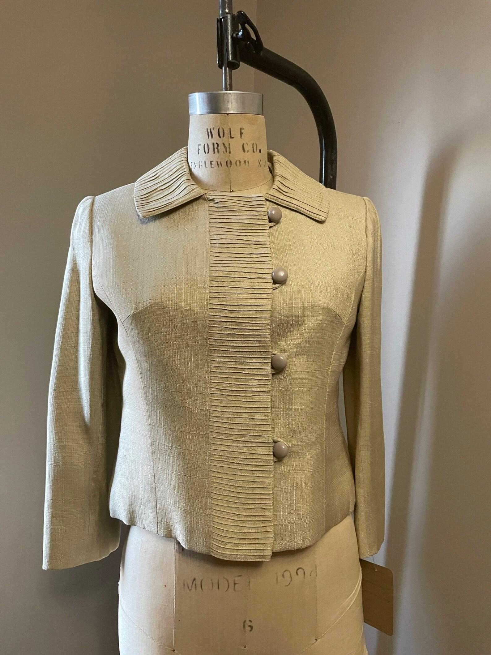 1950s Hannah Troy ecru beige cropped jacket In Excellent Condition For Sale In Brooklyn, NY