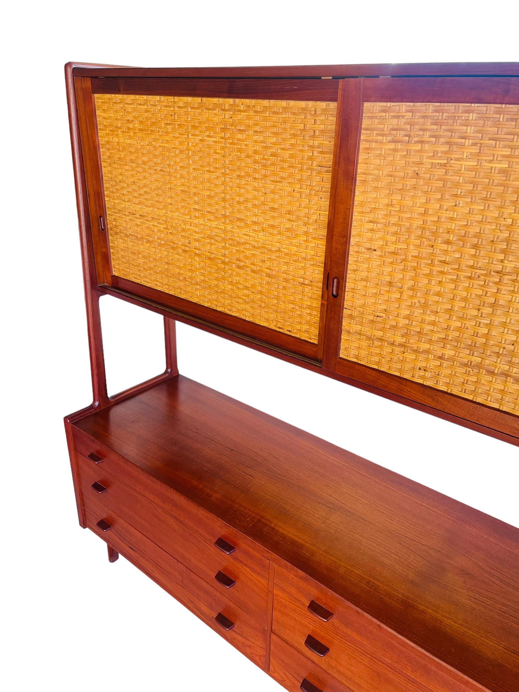 1950s Hans J. Wegner for RY Mobler Teak Credenza / Hutch For Sale 4