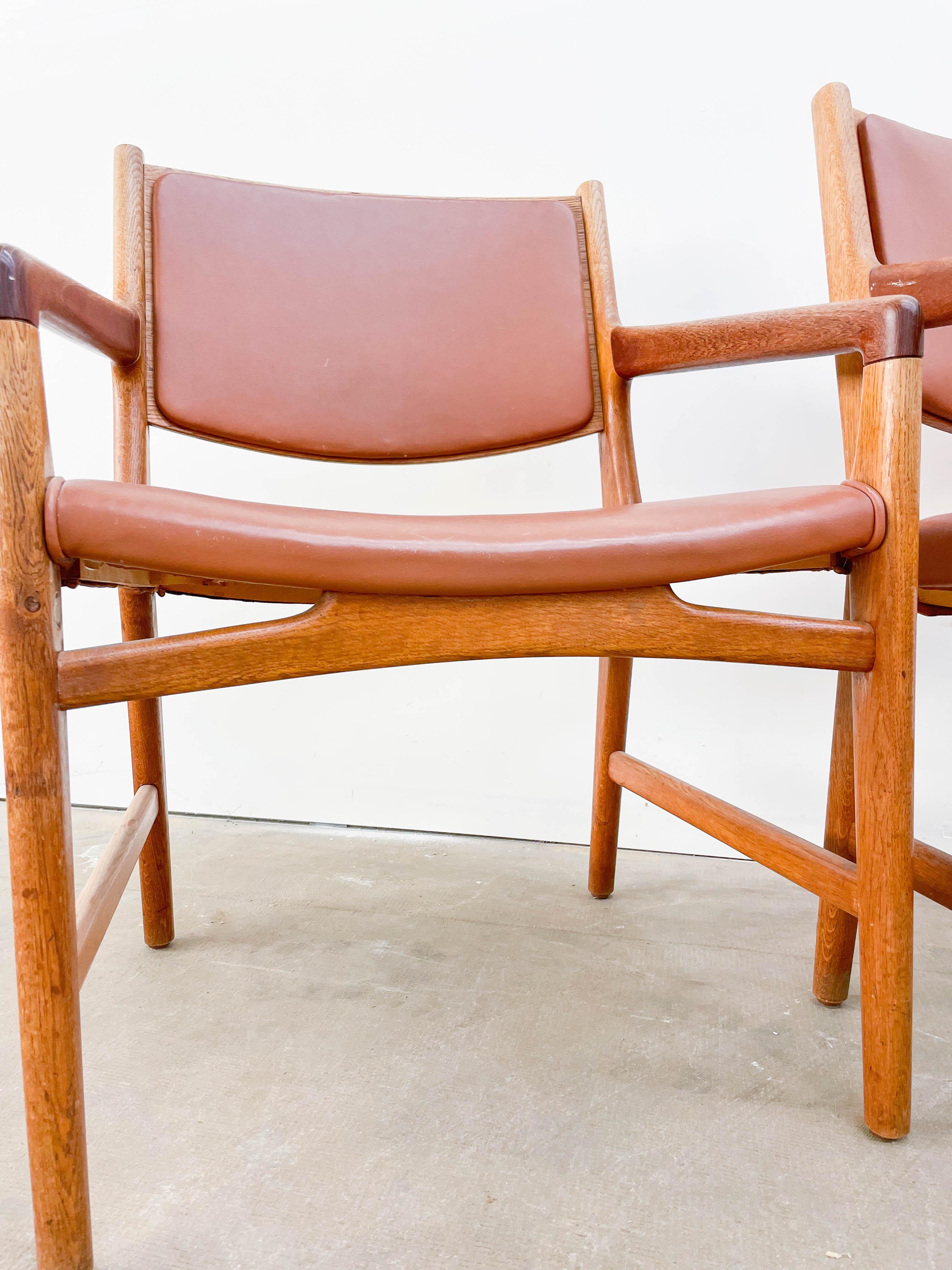 Softwood 1950s Hans Wegner Custom Chairs for Magasin Du Nord, a Pair