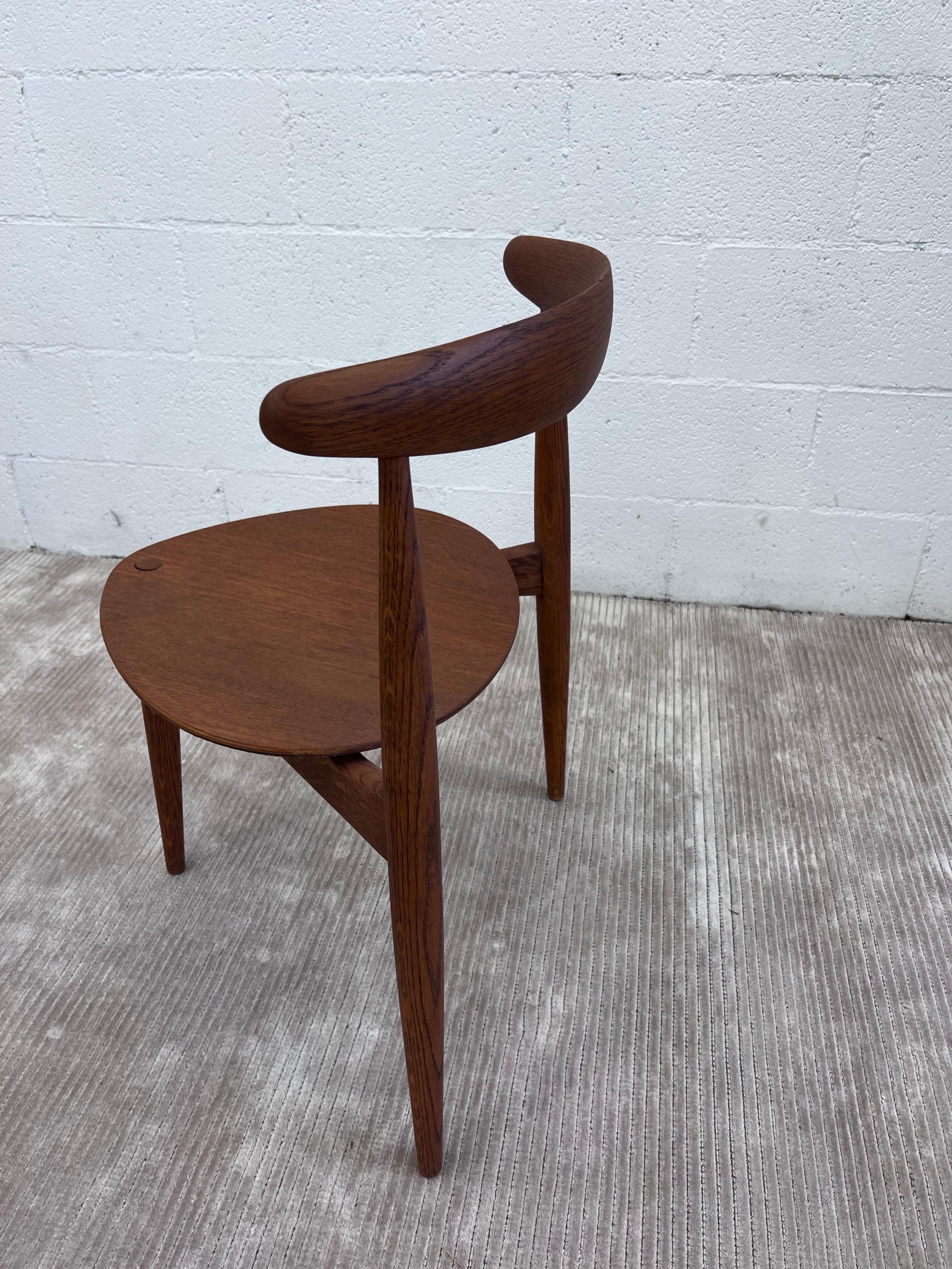 Mid-20th Century 1950s Hans Wegner Heart Dining chairs ILLUMS BOLIGHUS and Fritz Hansen