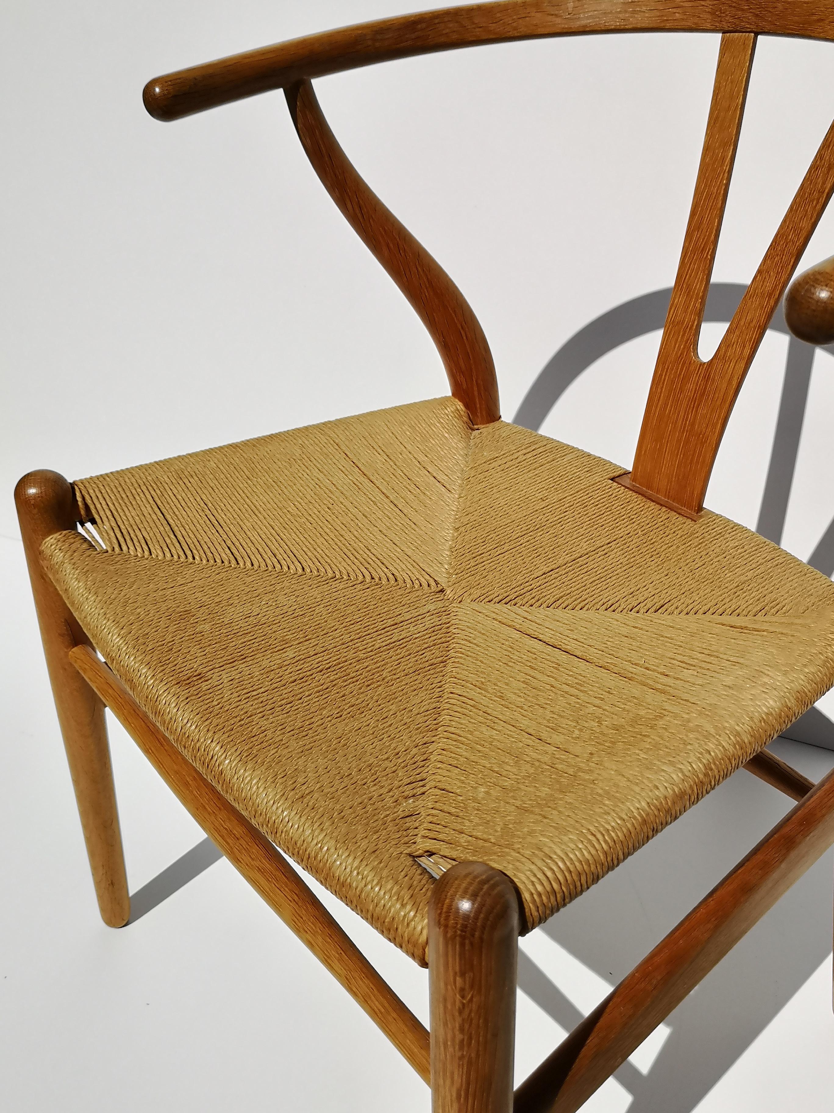 Danish 1950s Hans Wegner Oak CH24 Wishbone Chair for Carl Hansen Four Available