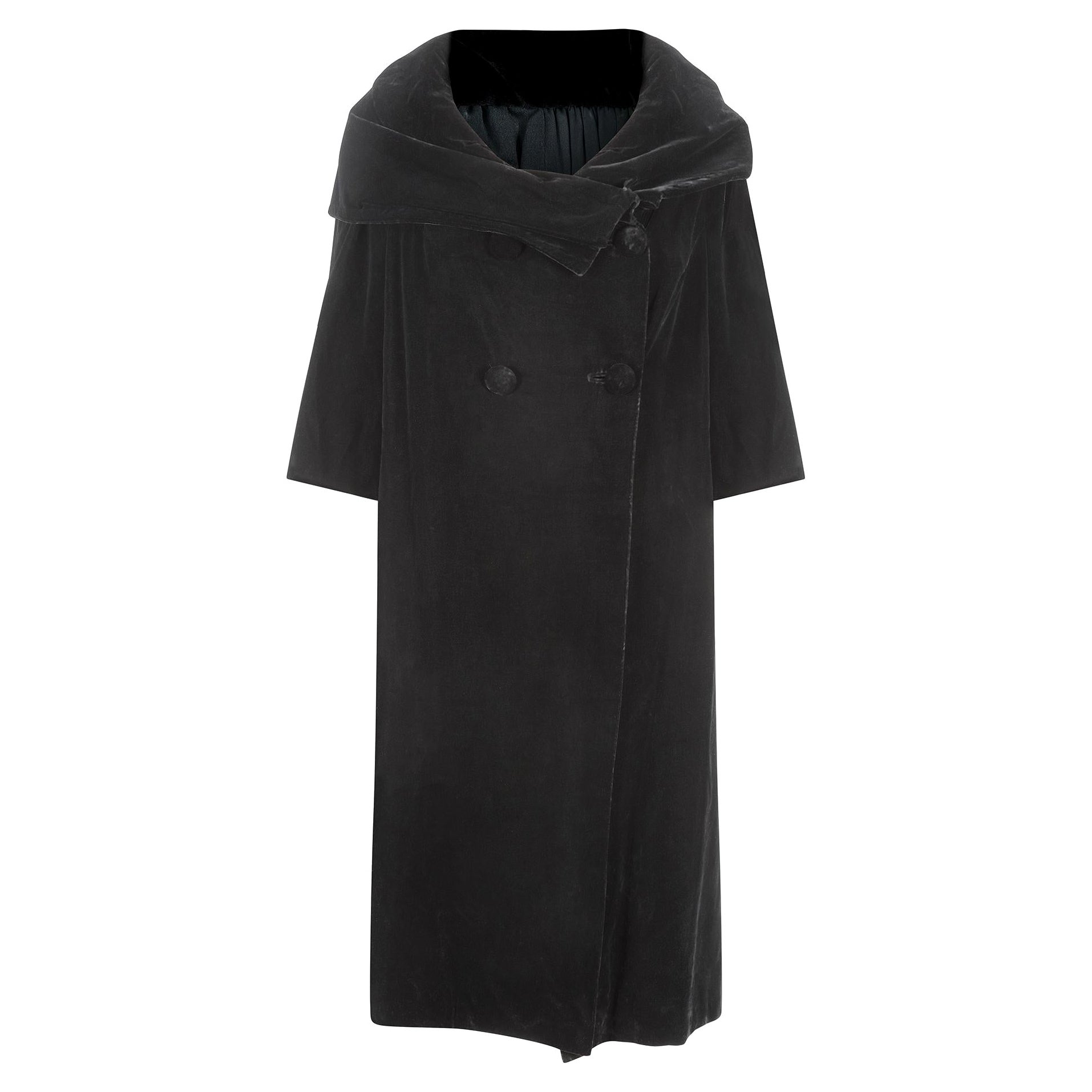 1950s Hardy Amies Couture Black Velvet Evening Coat