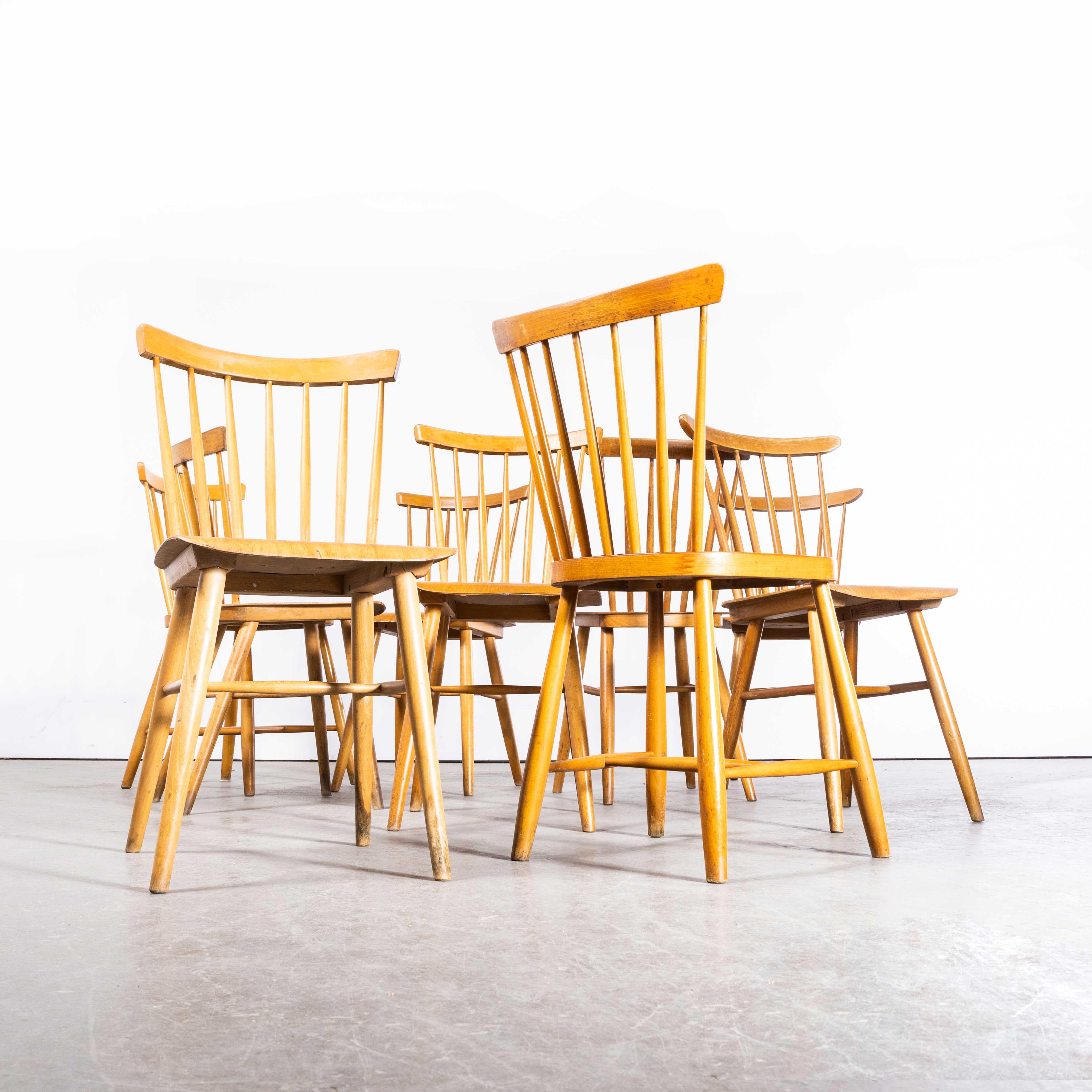 1950s Harlequin Stickback Dining Chairs By Ton – Set Of Nine
1950s Harlequin Stickback Dining Chairs By Ton – Set Of Nine. These chairs were produced by the famous Czech firm Ton, a post war spin off from the famous Thonet factory that was carved