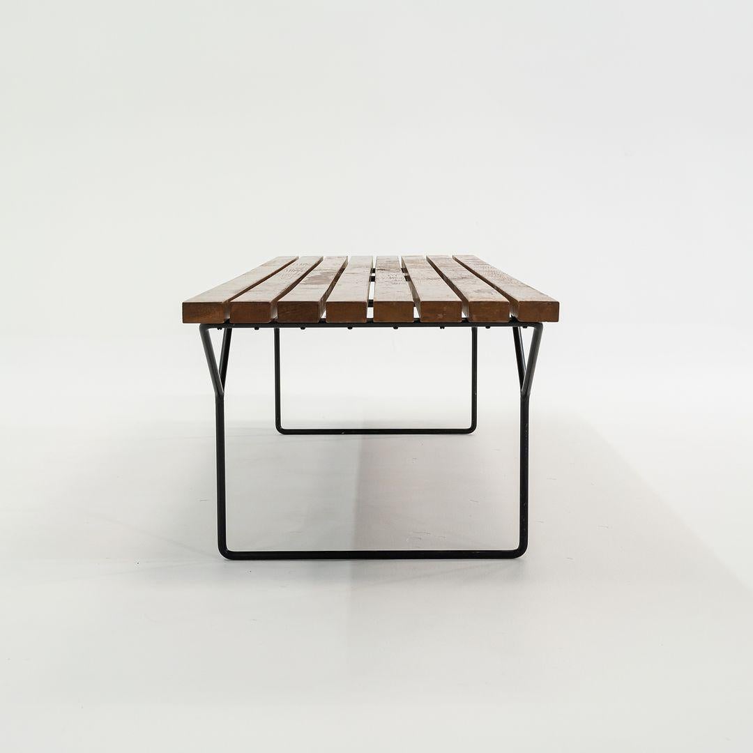 Américain Années 1950 Harry Bertoia pour Knoll Associates Banc à lattes en Oak avec piètement, modèle 400 en vente