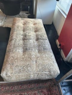 Hassock de los años 50 en Tapiz